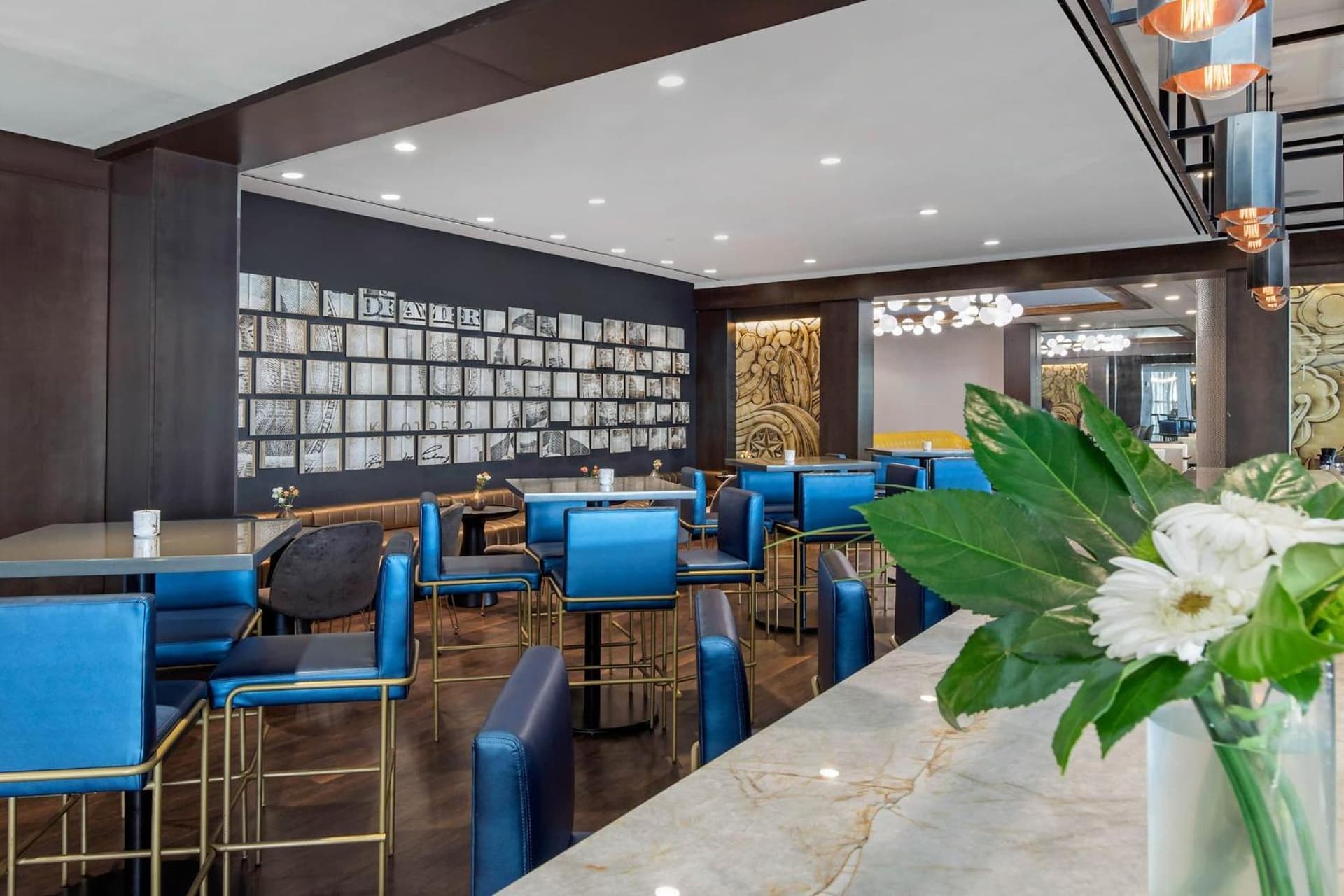 Omni Charlotte Hotel interior in Charlotte, NC — gallery photo 2