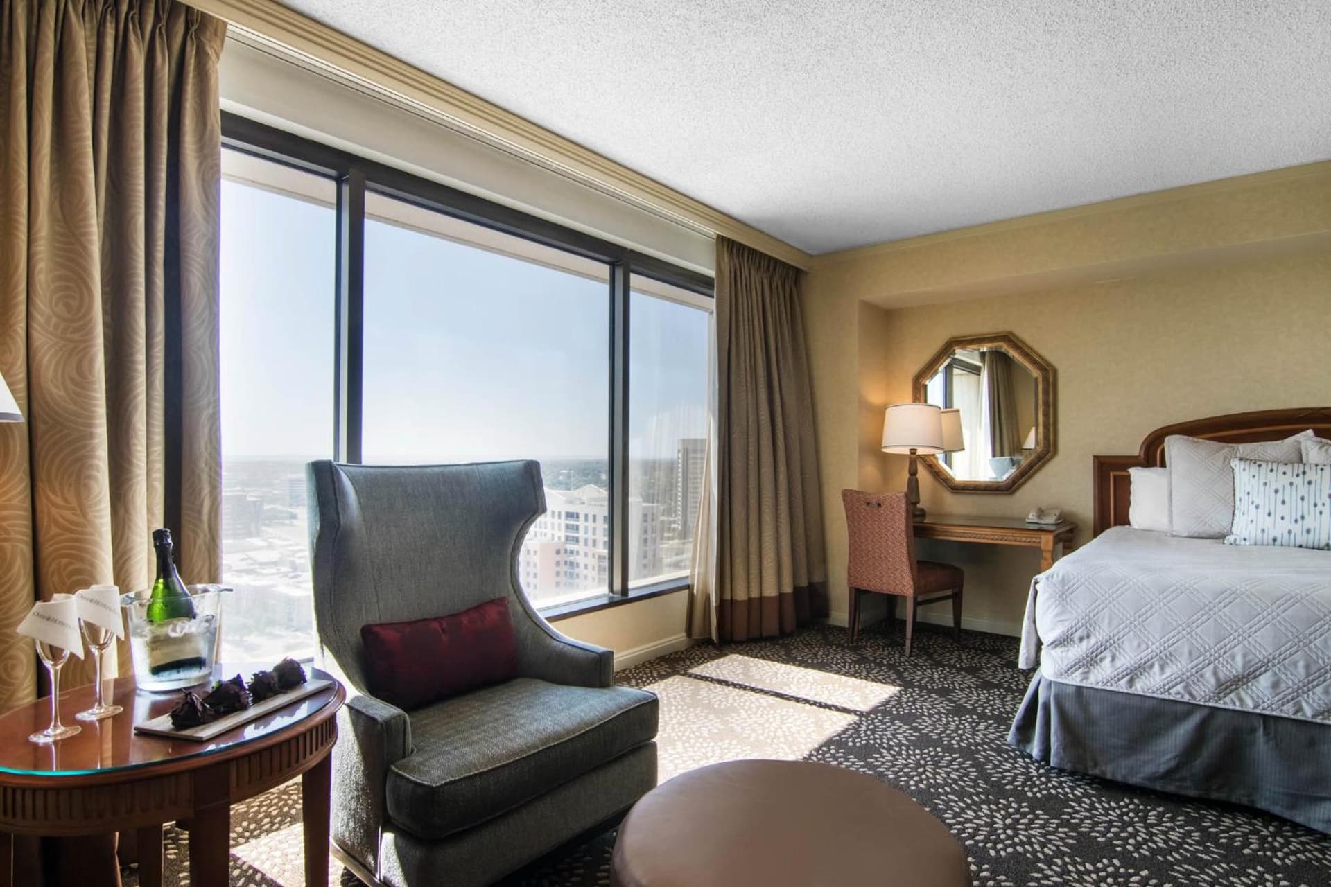 Omni Las Colinas Hotel gallery photo in Irving, TX — image 63