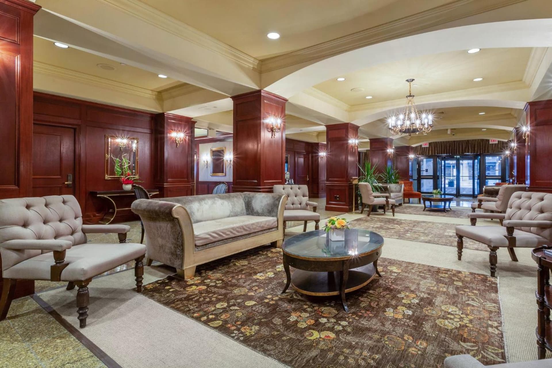 Omni New Haven Hotel at Yale interior in New Haven, CT — gallery photo 2