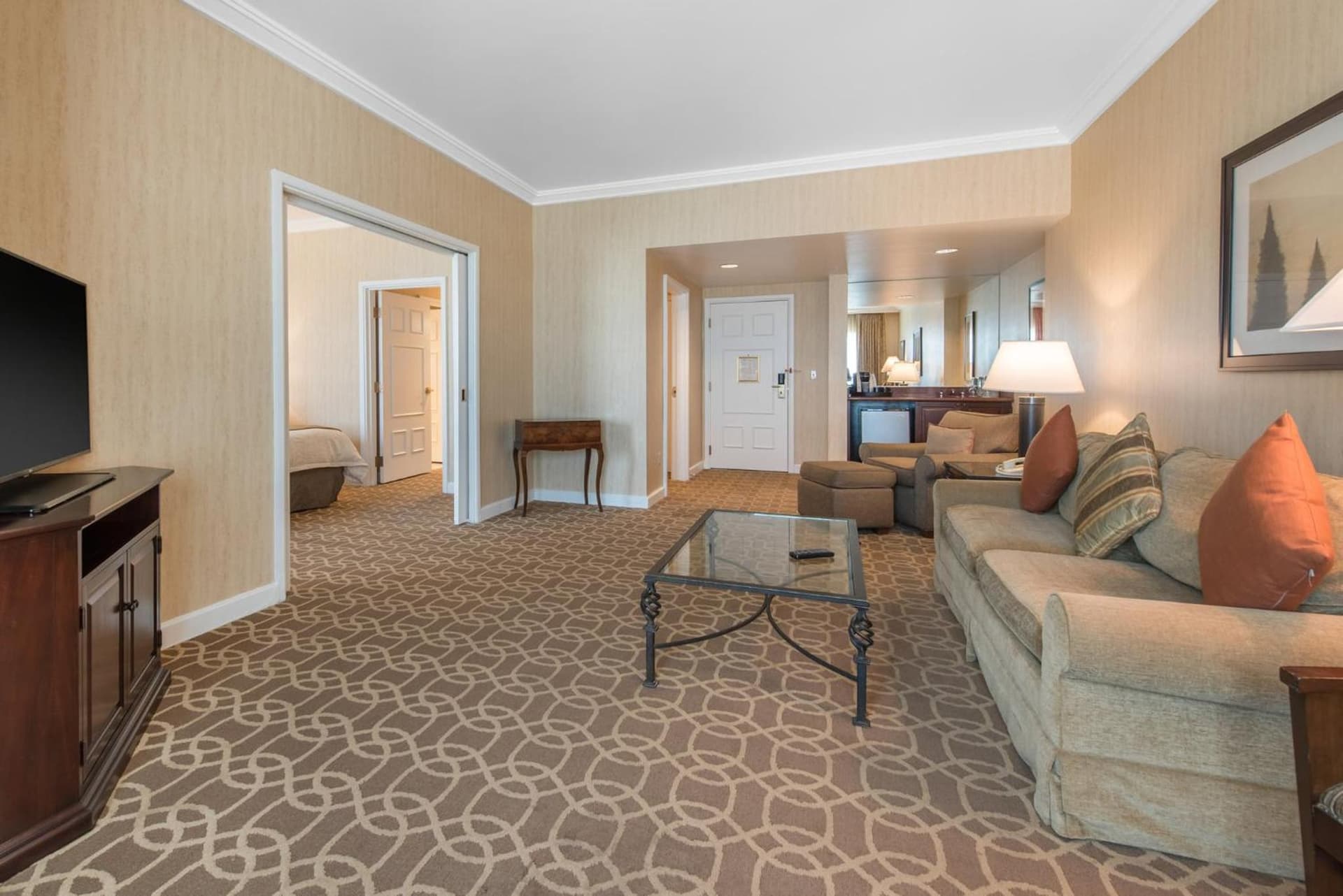 Omni Interlocken Hotel interior in Broomfield, CO — gallery photo 2