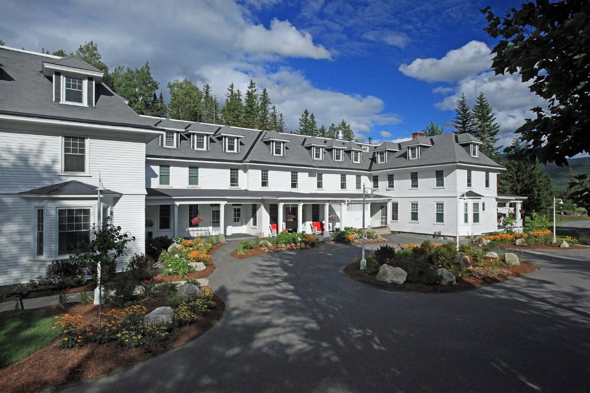 Omni Bretton Arms Inn at Mount Washington Resort featured exterior or lobby in Bretton Woods — similar hotel