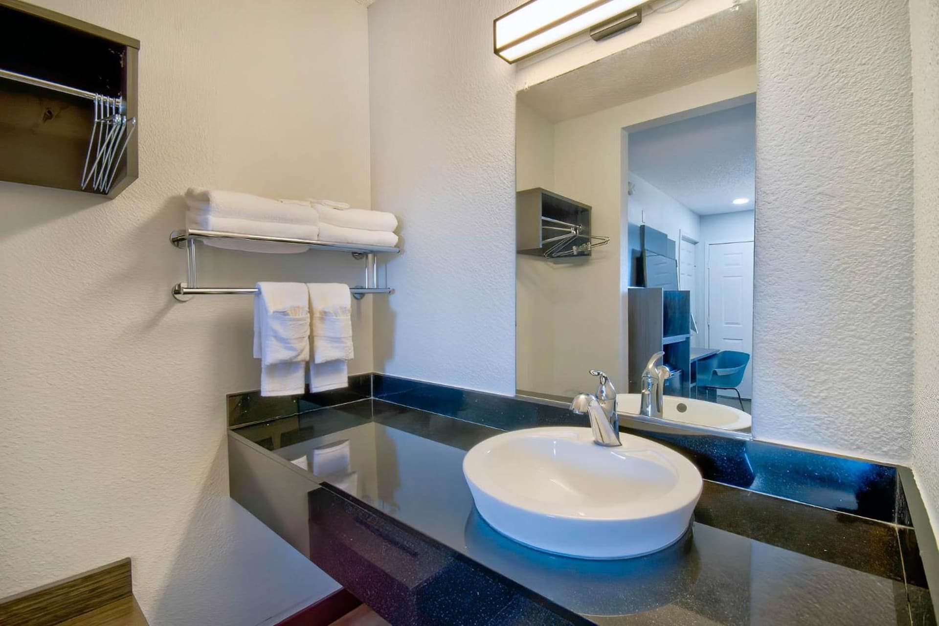 Motel 6-Vallejo, CA - Six Flags West gallery photo in Vallejo, CA — image 26