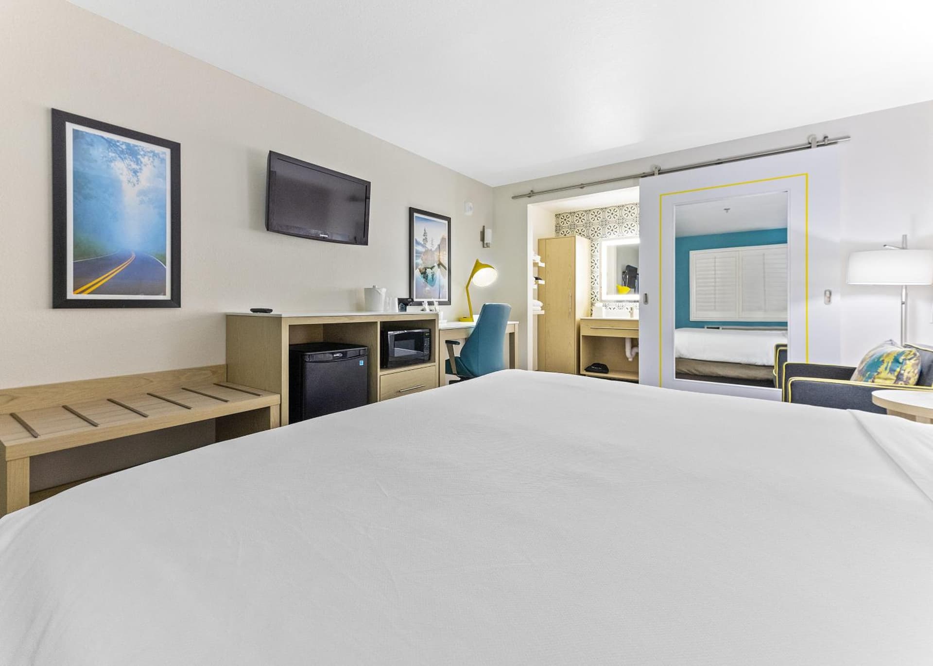 Hillstone Inn Tulare, an Ascend Collection Hotel gallery photo in Tulare, CA — image 63
