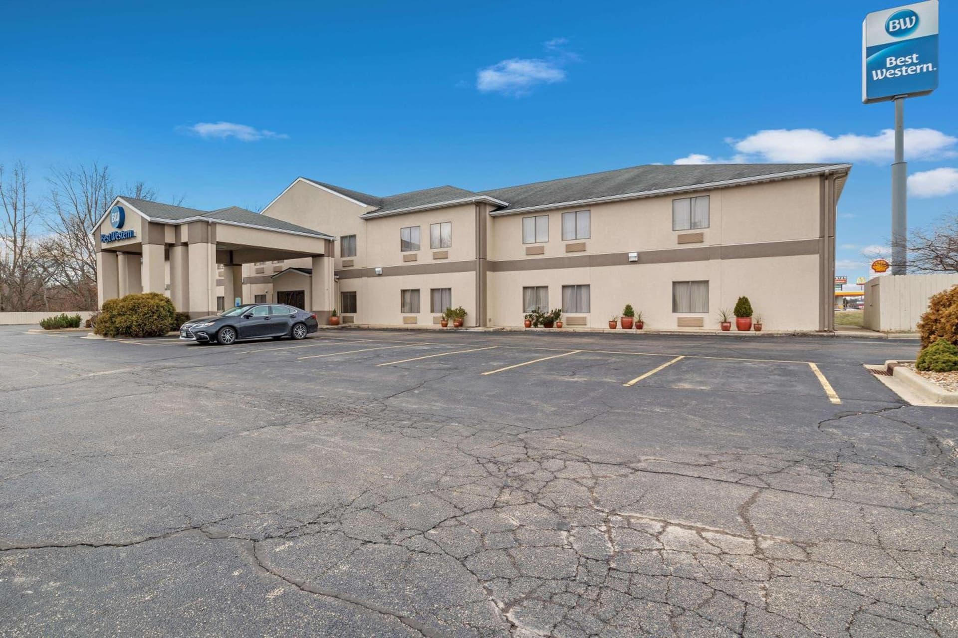 Best Western Clearlake Plaza featured exterior or lobby in Springfield, IL — similar hotel