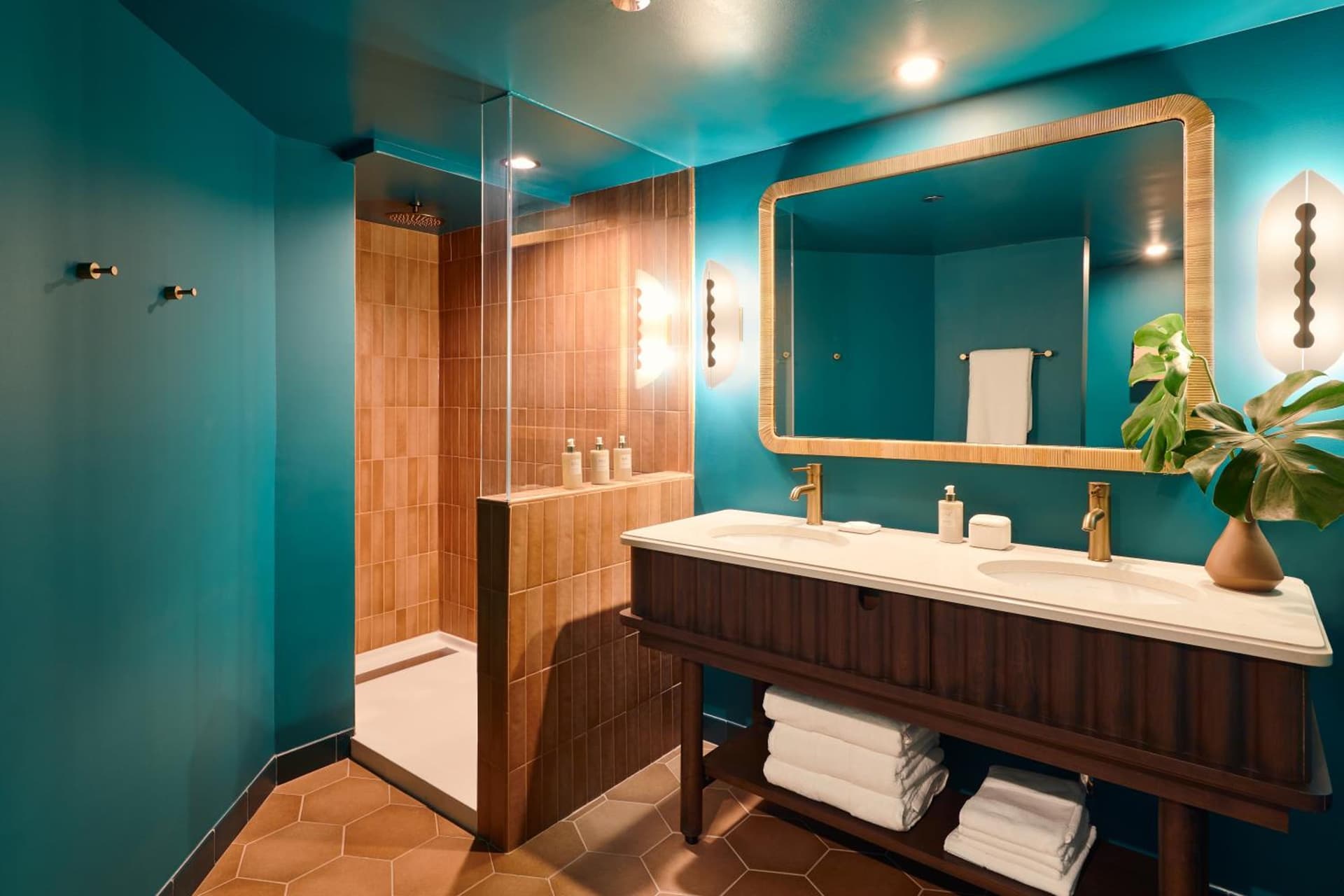 Mayfair House Hotel & Garden gallery photo in Miami, FL — image 71