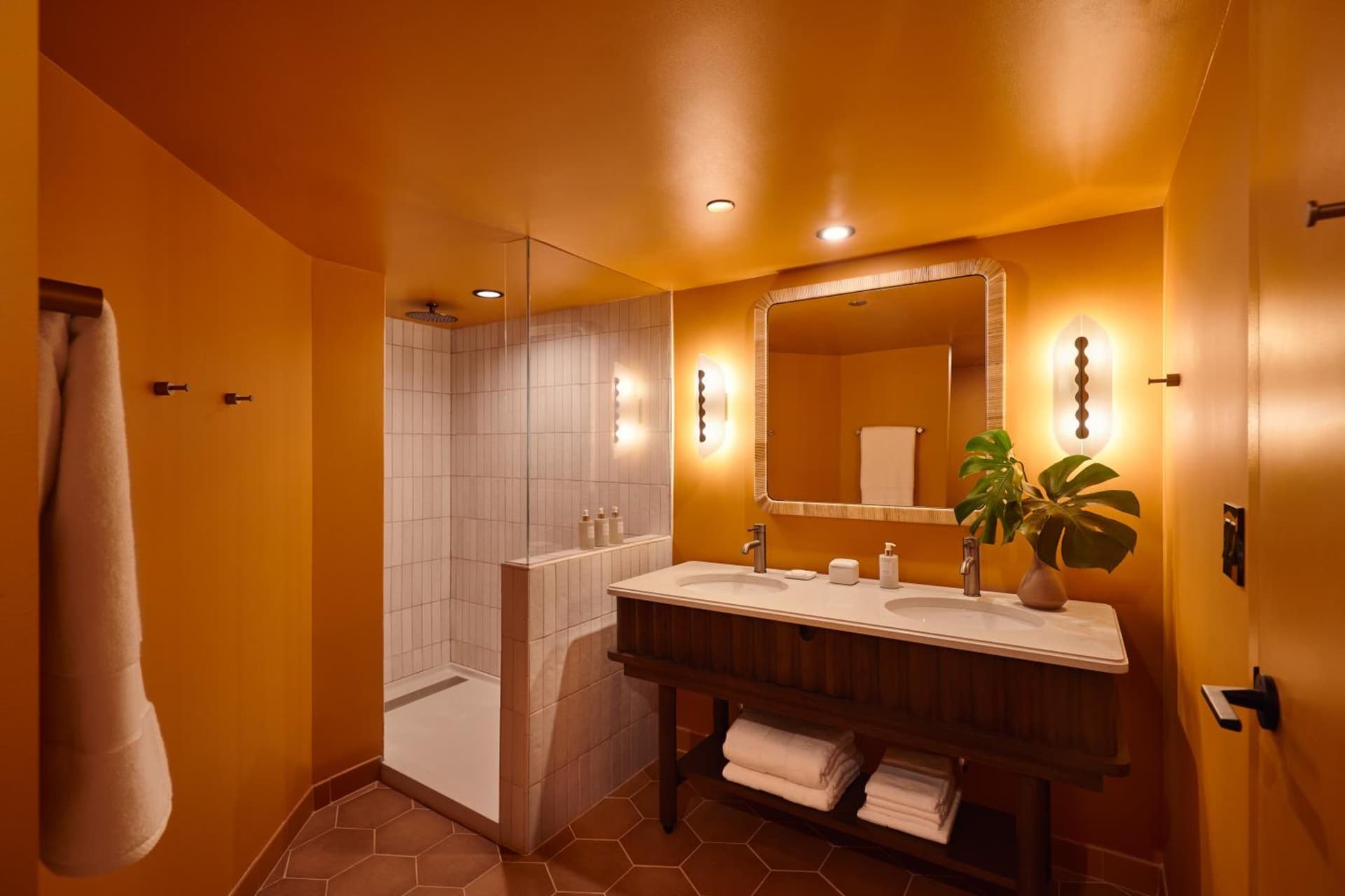 Mayfair House Hotel & Garden gallery photo in Miami, FL — image 59
