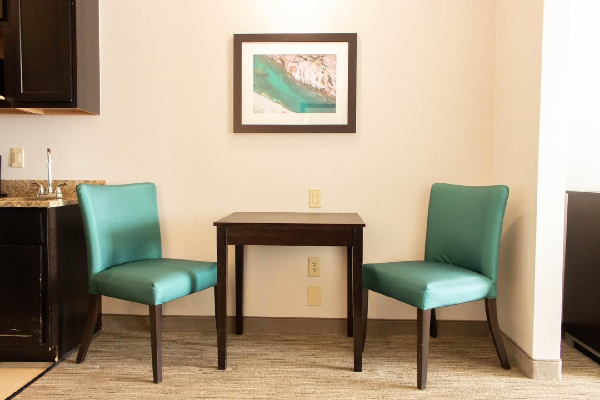 Holiday Inn Express Hotel & Suites Temple-Medical Center Area by IHG interior in Temple, TX — gallery photo 2