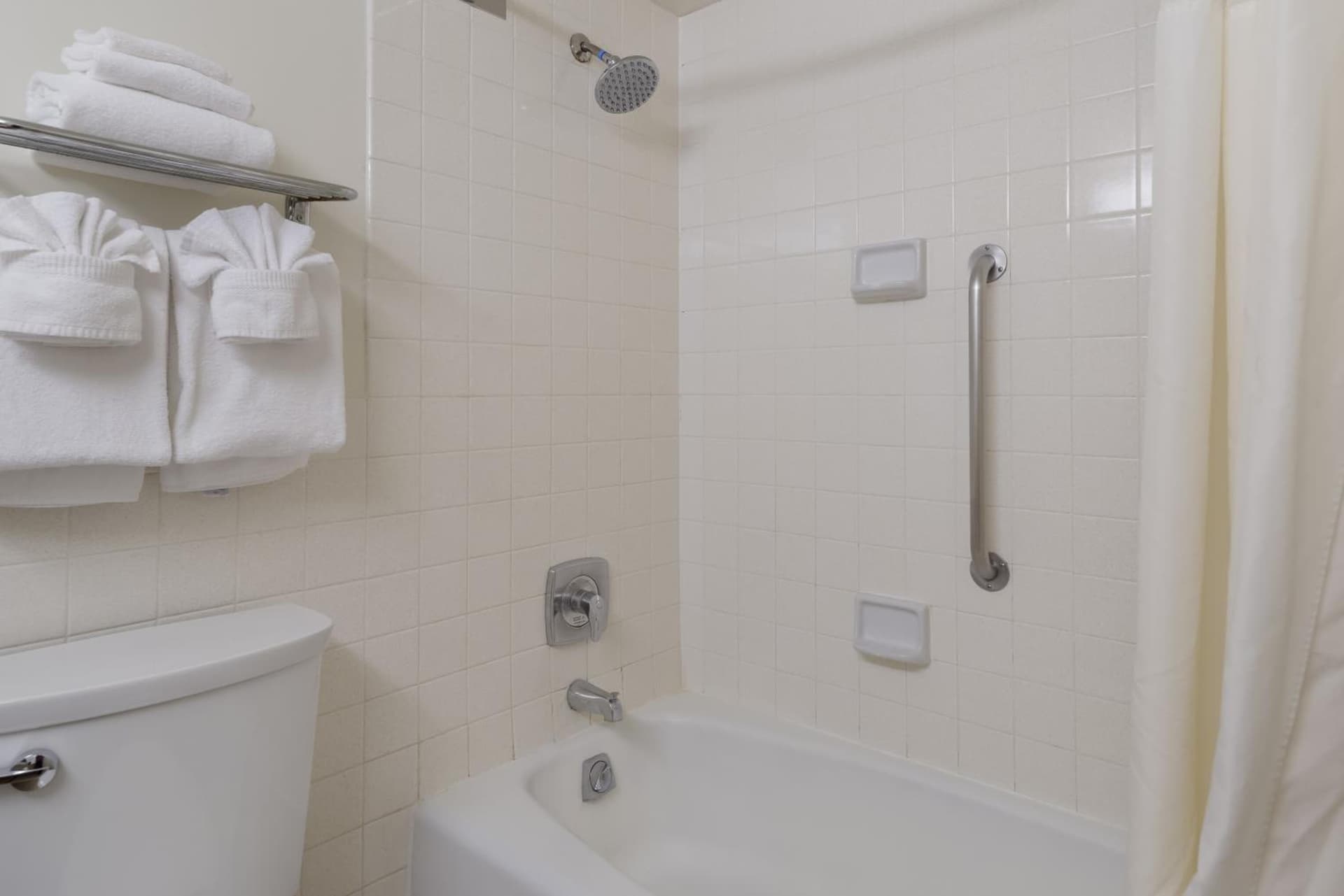 Clarion Hotel Concord/Walnut Creek gallery photo in Concord, CA — image 33