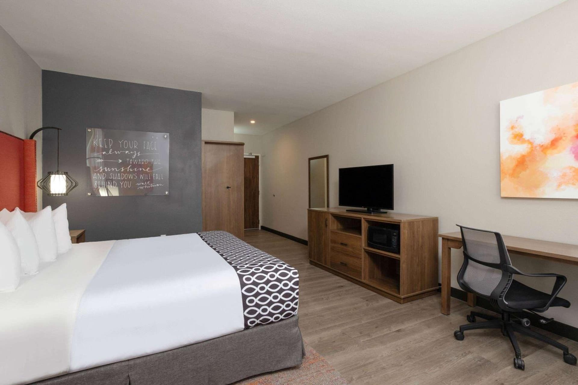 La Quinta Inn & Suites by Wyndham Pflugerville gallery photo in Pflugerville, TX — image 29