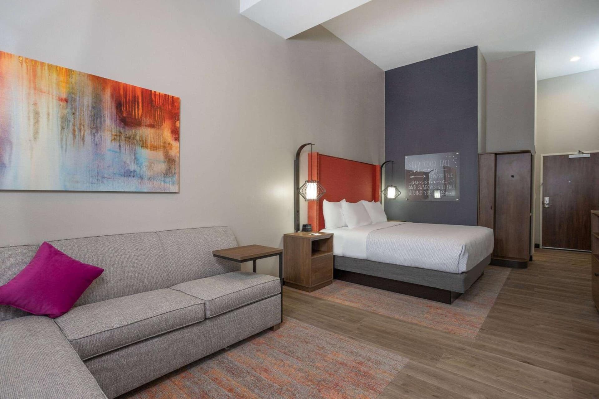 La Quinta Inn & Suites by Wyndham Pflugerville gallery photo in Pflugerville, TX — image 25
