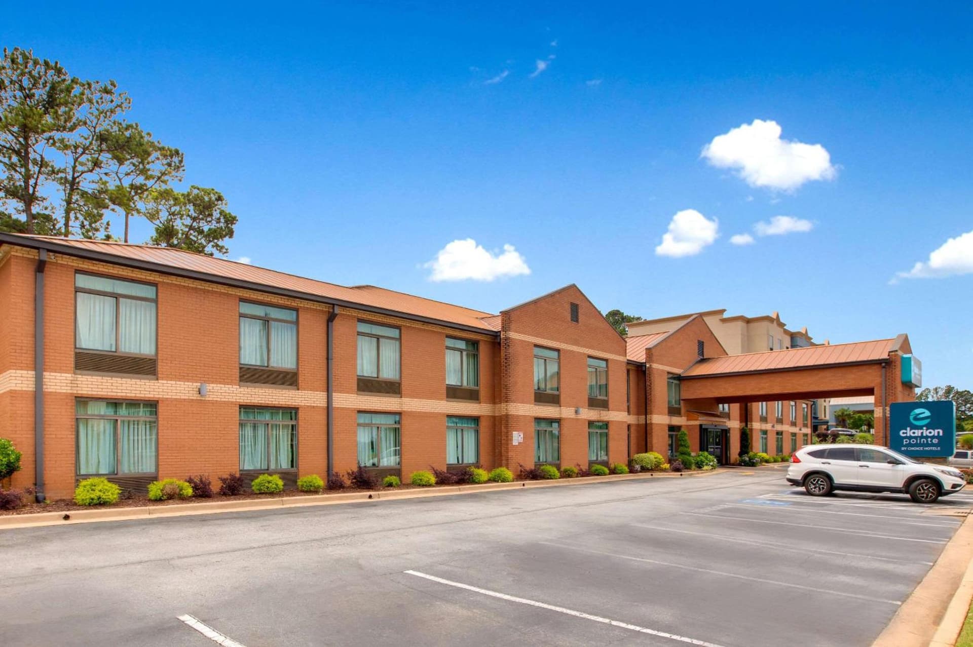 Clarion Pointe Atlanta Airport College Park interior in Atlanta, GA — gallery photo 2