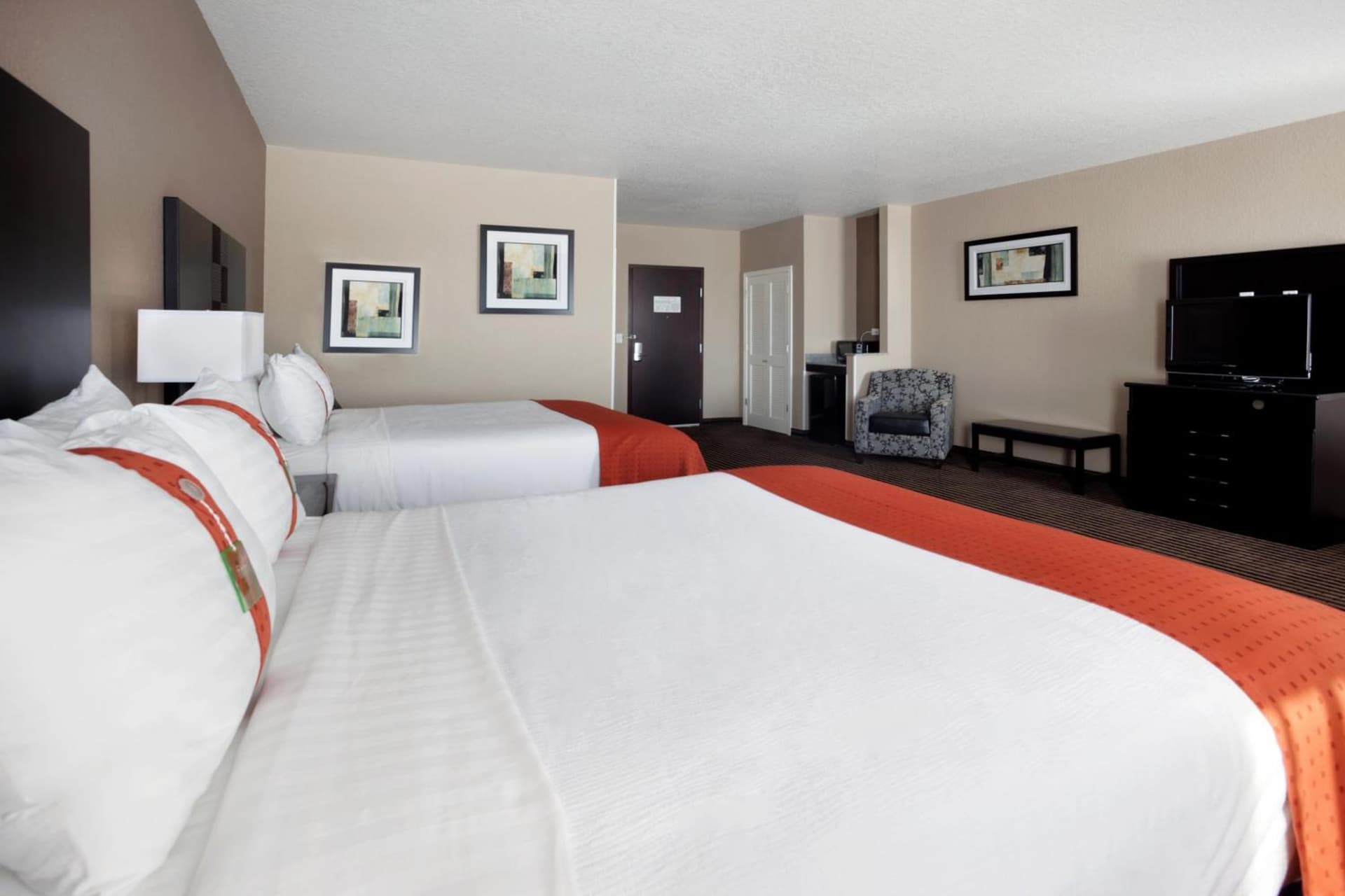 Holiday Inn San Antonio North Stone Oak Area by IHG-Newly Renovated property views in San Antonio, TX — gallery photo 3