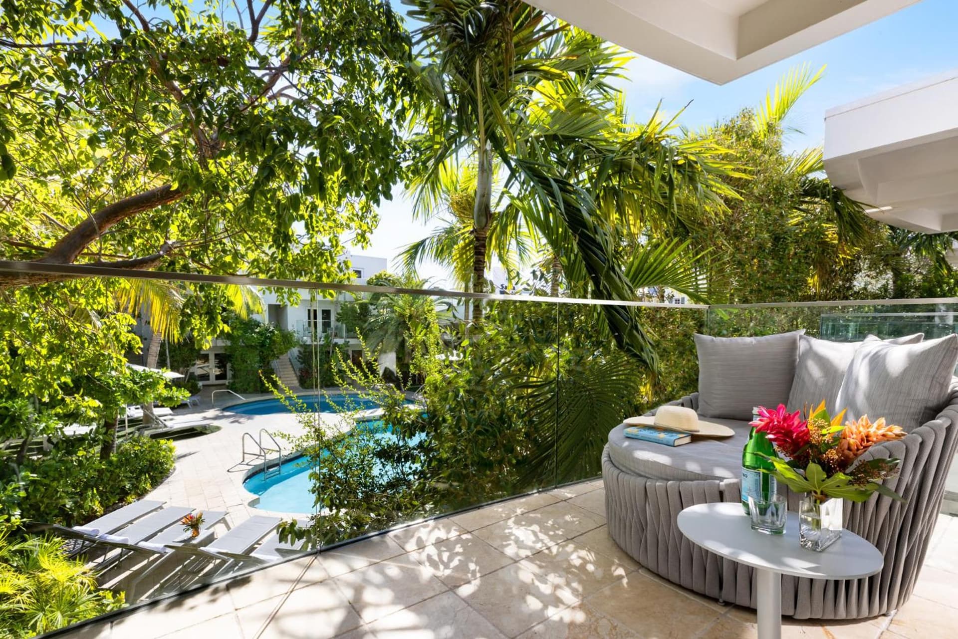 Santa Maria Suites Resort interior in Key West, FL — gallery photo 2