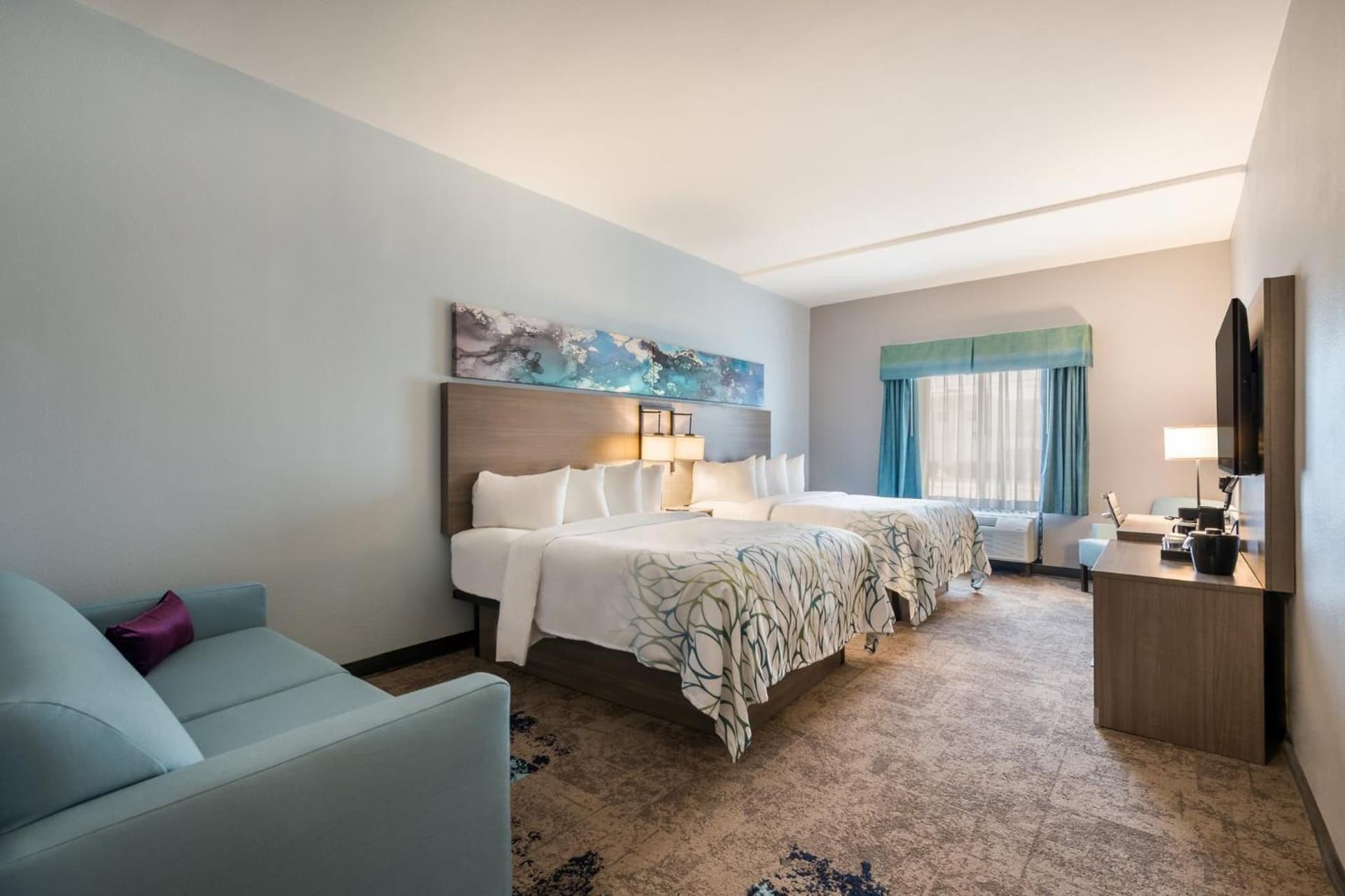 Garner Hotel Virginia Beach North by IHG interior in Virginia Beach, VA — gallery photo 2