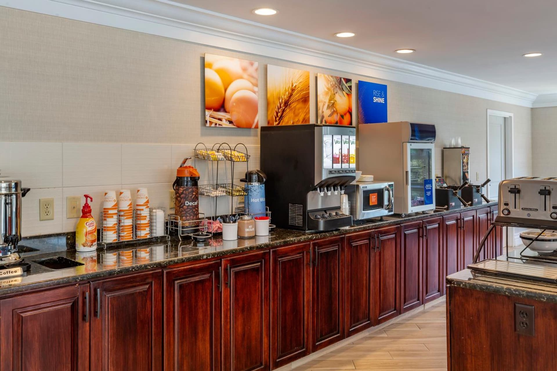 Comfort Inn & Suites East Greenbush - Albany gallery photo in East Greenbush, NY — image 34