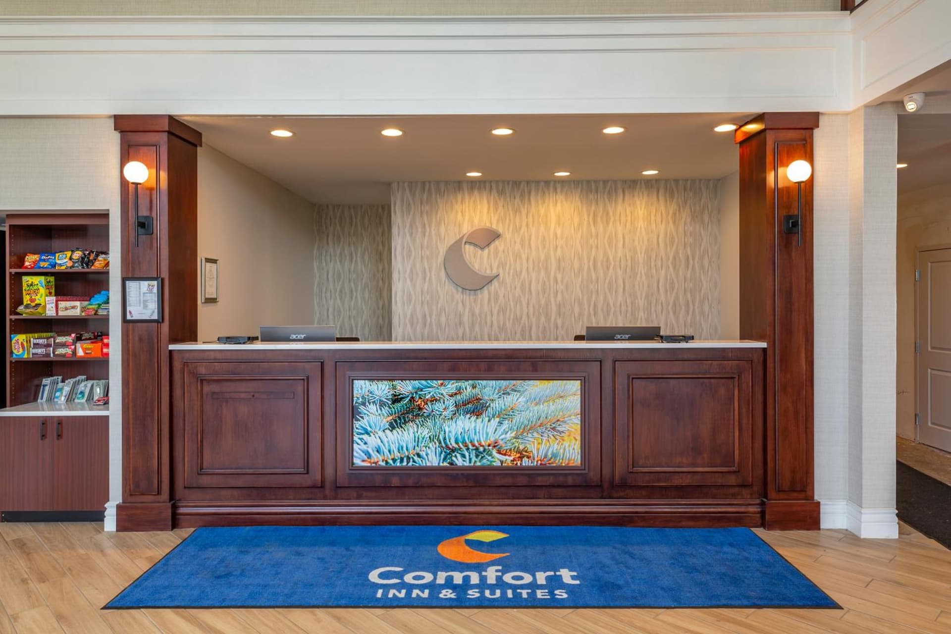 Comfort Inn & Suites East Greenbush - Albany gallery photo in East Greenbush, NY — image 11