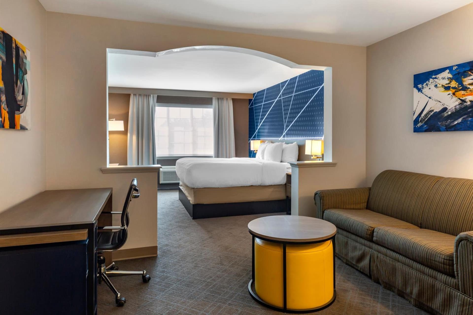 Comfort Inn & Suites East Greenbush - Albany gallery photo in East Greenbush, NY — image 60