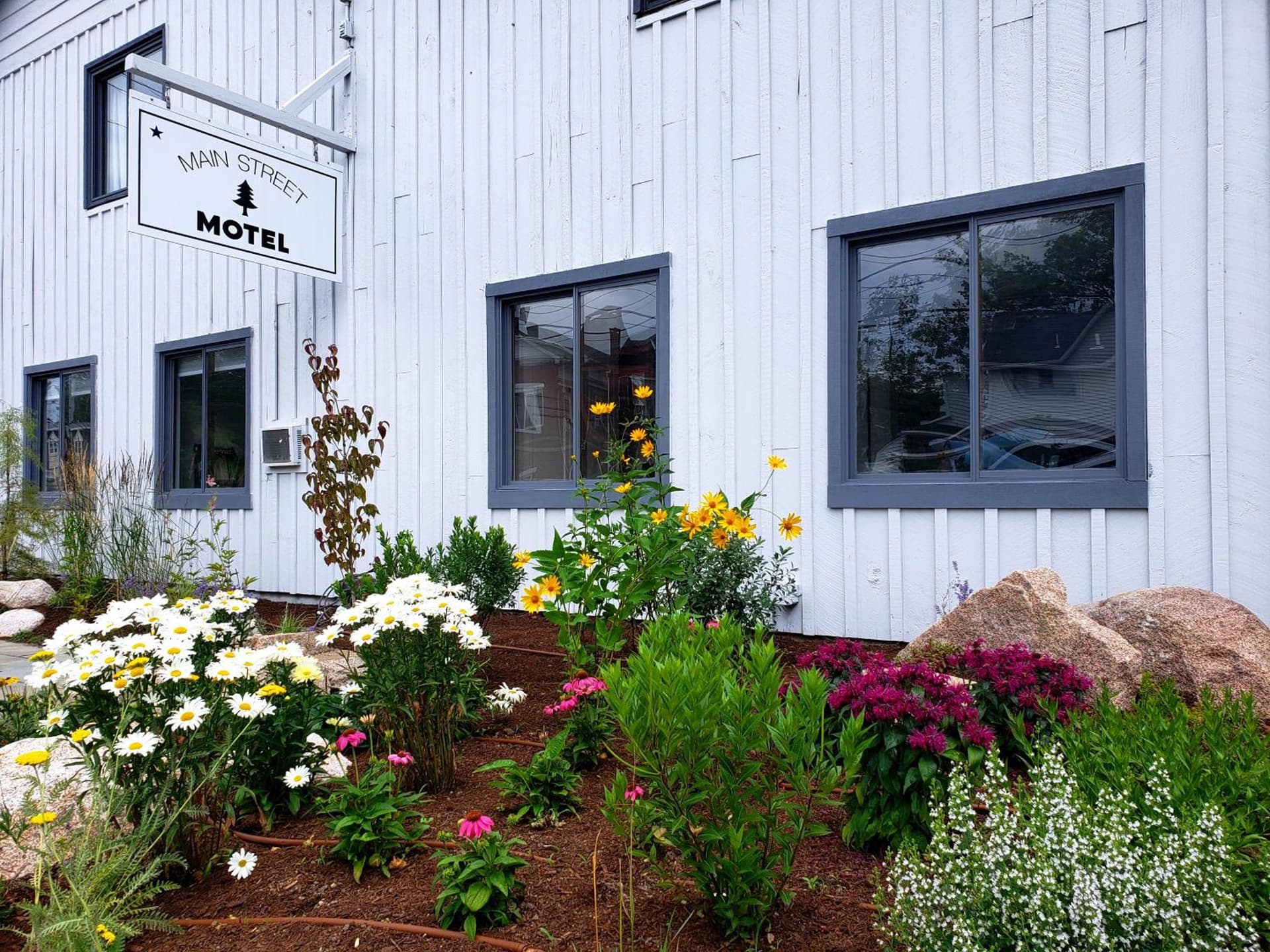 Main Street Motel featured exterior or lobby in Bar Harbor — similar hotel