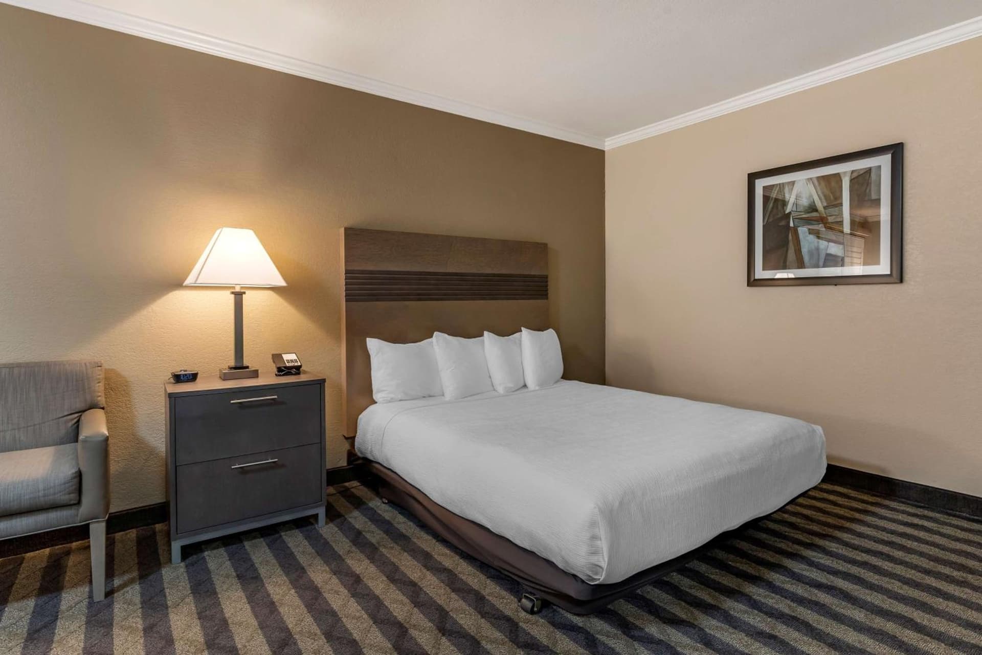 Best Western Silicon Valley Inn gallery photo in Sunnyvale, CA — image 36