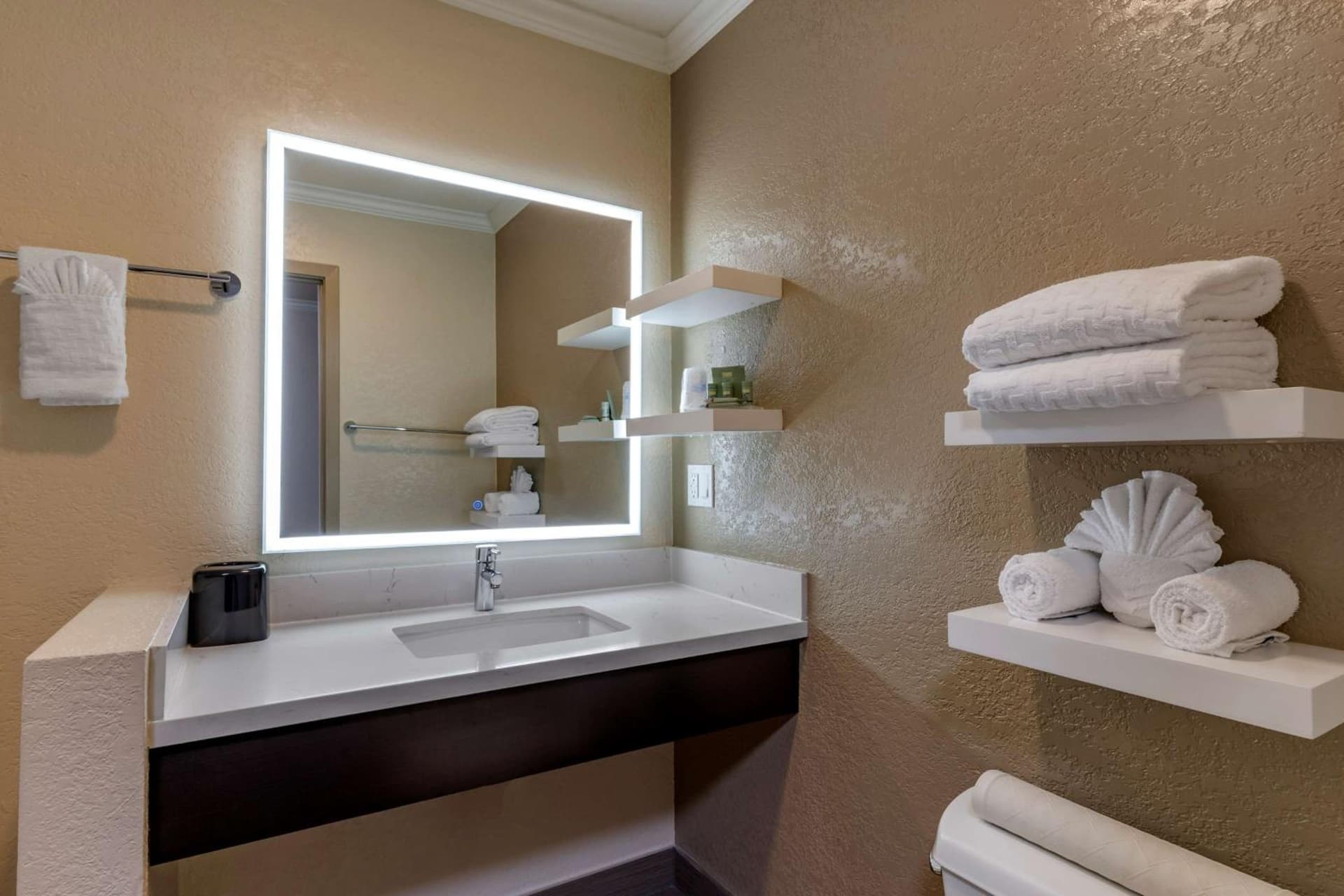 Best Western Silicon Valley Inn gallery photo in Sunnyvale, CA — image 16