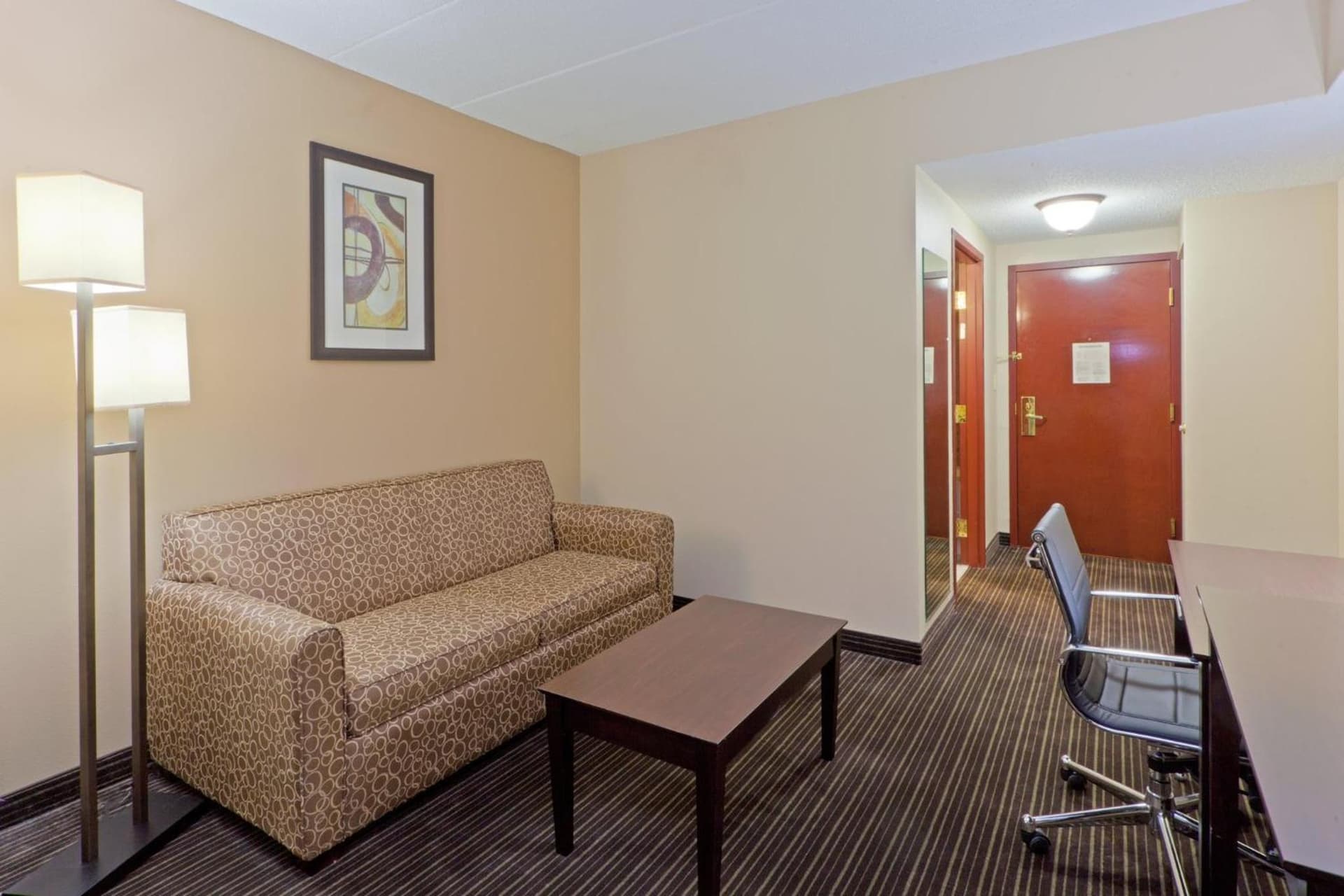 Holiday Inn Express Hotel & Suites Charleston-Southridge by IHG gallery photo in Charleston, WV — image 29