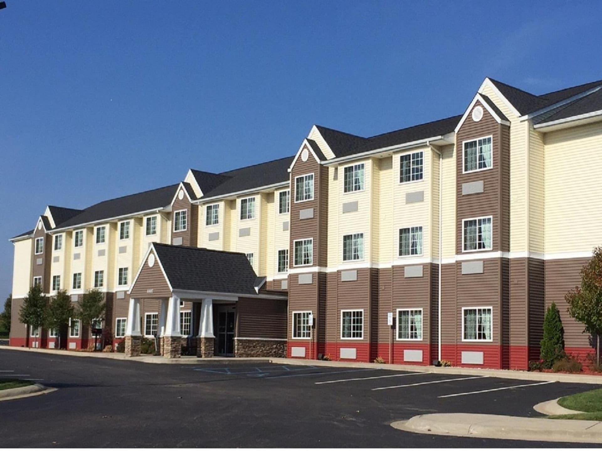 Sleep Inn & Suites Kalamazoo Southwest gallery photo in Kalamazoo, MI — image 6