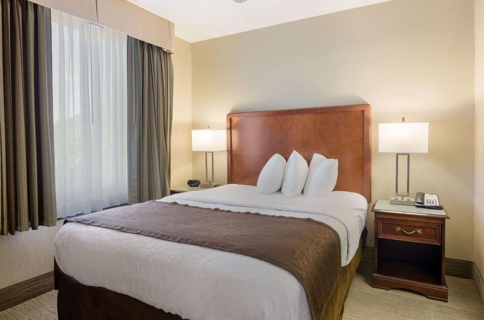 MainStay Suites Roanoke Airport gallery photo in Roanoke, VA — image 19