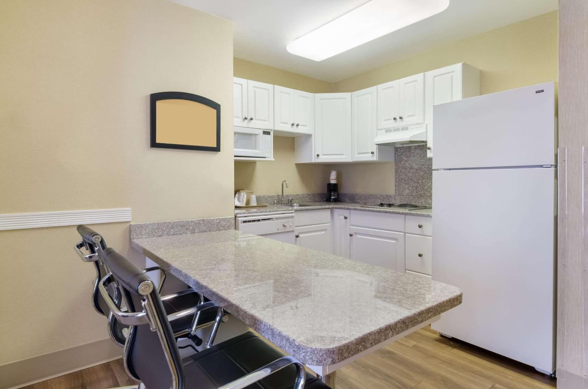 MainStay Suites Roanoke Airport interior in Roanoke, VA — gallery photo 2