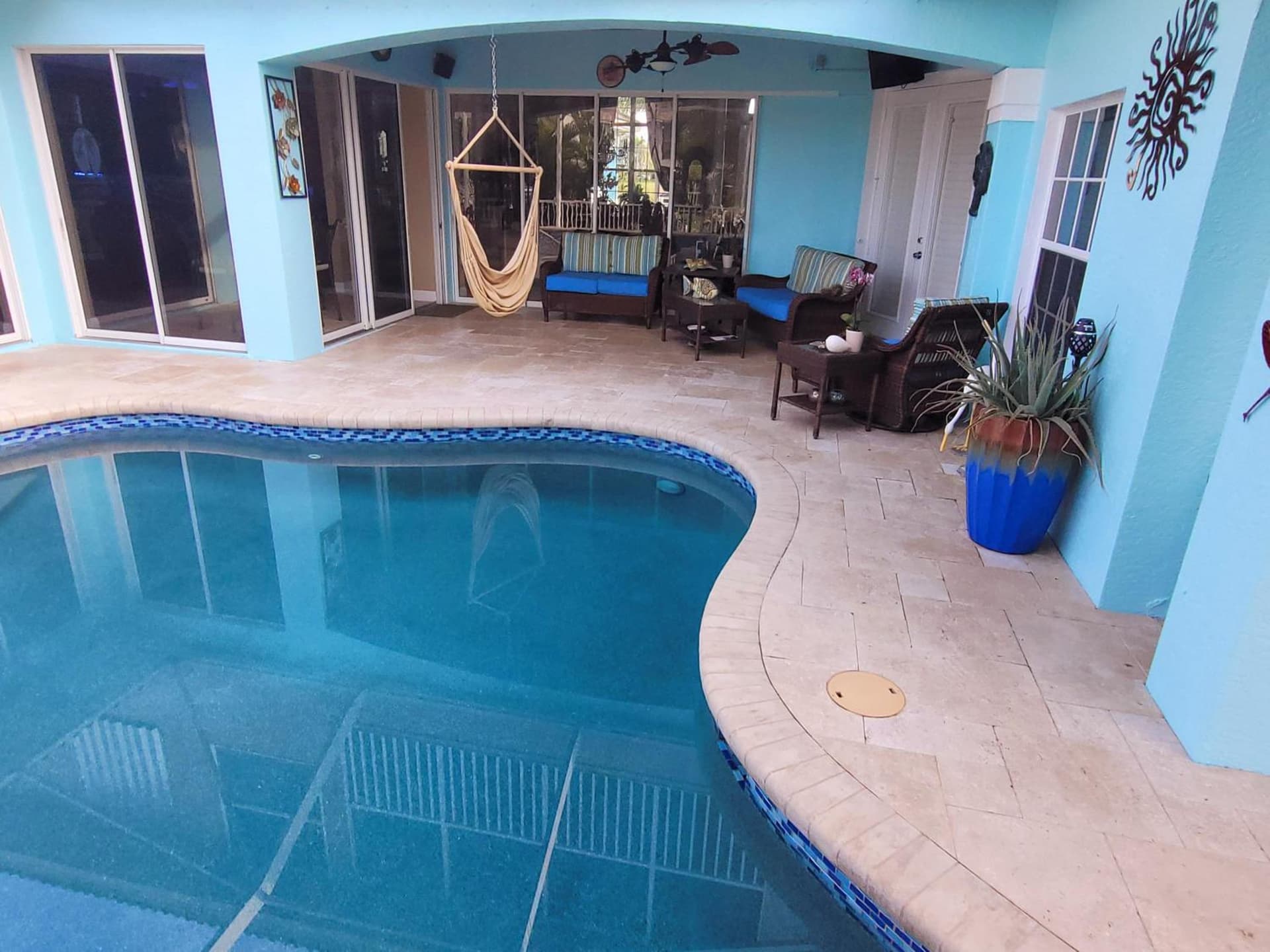 Cape Paradise Resort - Your Luxury Tropical Retreat gallery photo in Cape Coral, FL — image 7