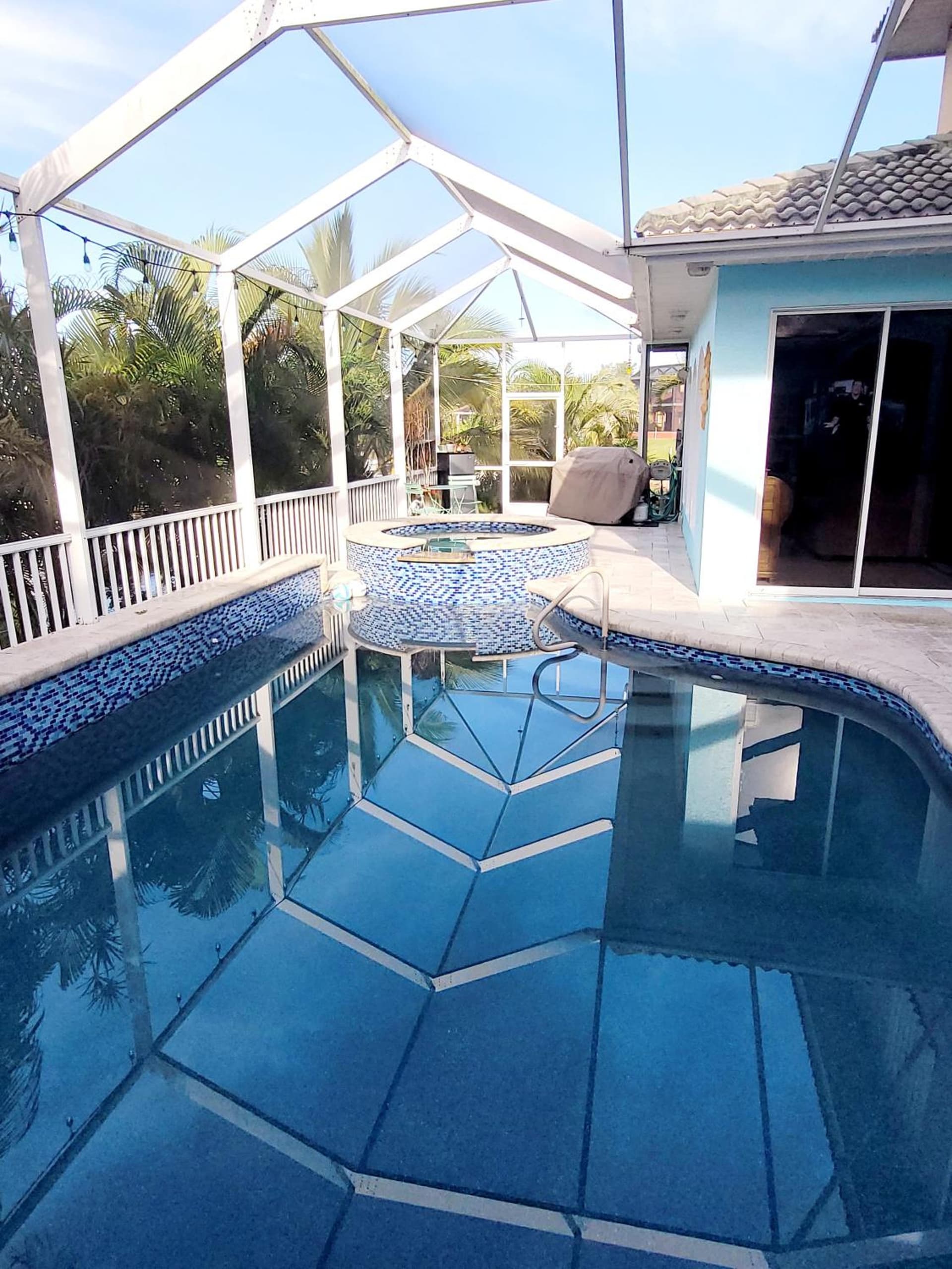 Cape Paradise Resort - Your Luxury Tropical Retreat gallery photo in Cape Coral, FL — image 63