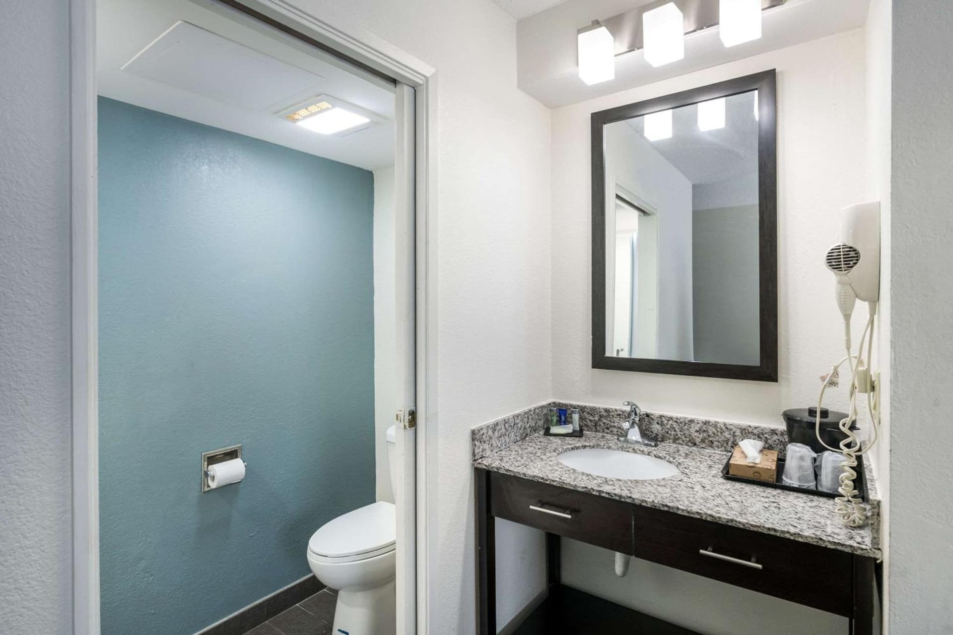 Sleep Inn & Suites Chesapeake - Portsmouth gallery photo in Chesapeake, VA — image 14