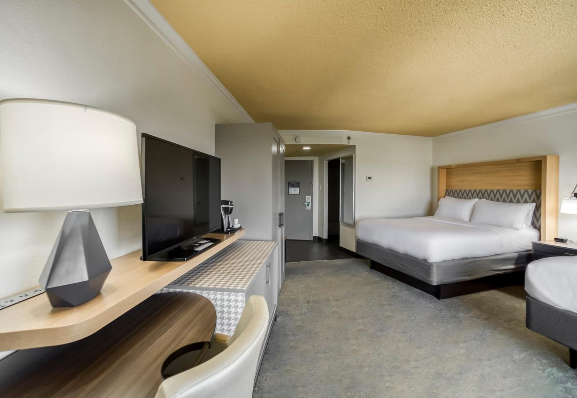 Holiday Inn Mobile Downtown Historic District by IHG gallery photo in Mobile, AL — image 24