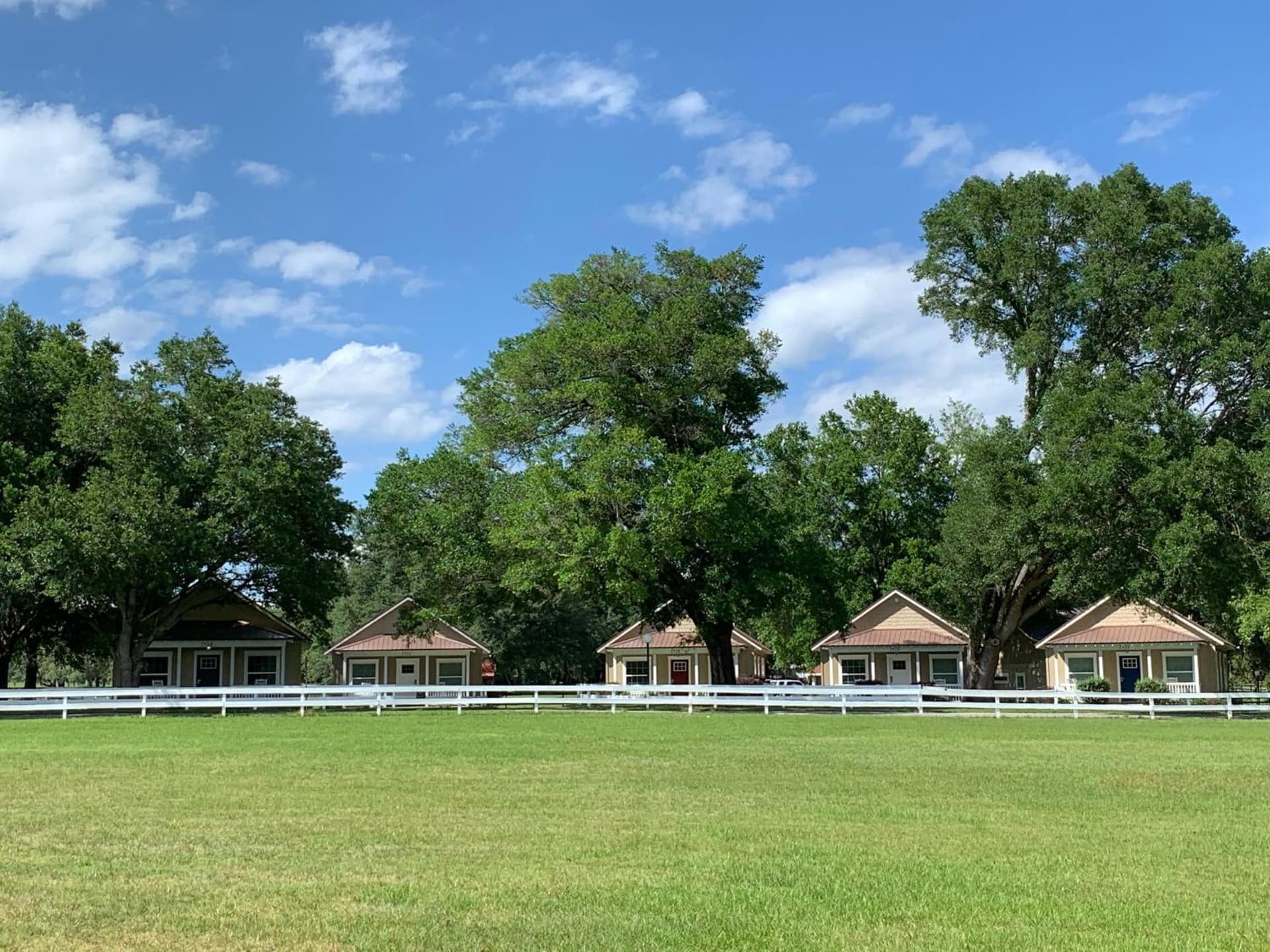 The Grand Oaks Resort featured exterior or lobby in Weirsdale, FL — similar hotel