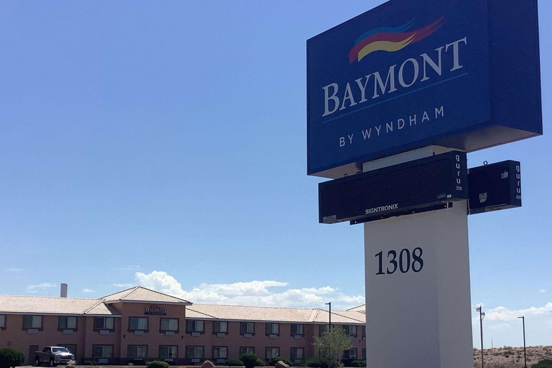 Baymont Inn & Suites by Wyndham Holbrook — hotel in Holbrook, Arizona