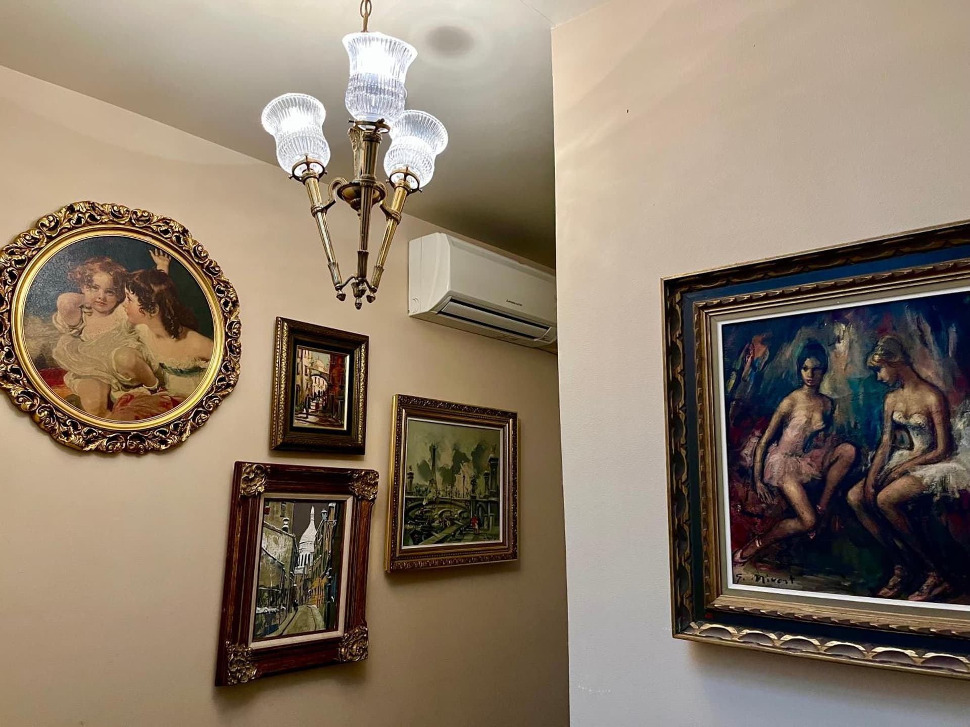 The Philadelphia Hotel Bella Vista interior in Philadelphia, PA — gallery photo 2