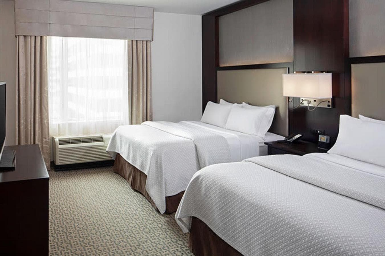 Cambria Hotel White Plains - Downtown gallery photo in White Plains, NY — image 4