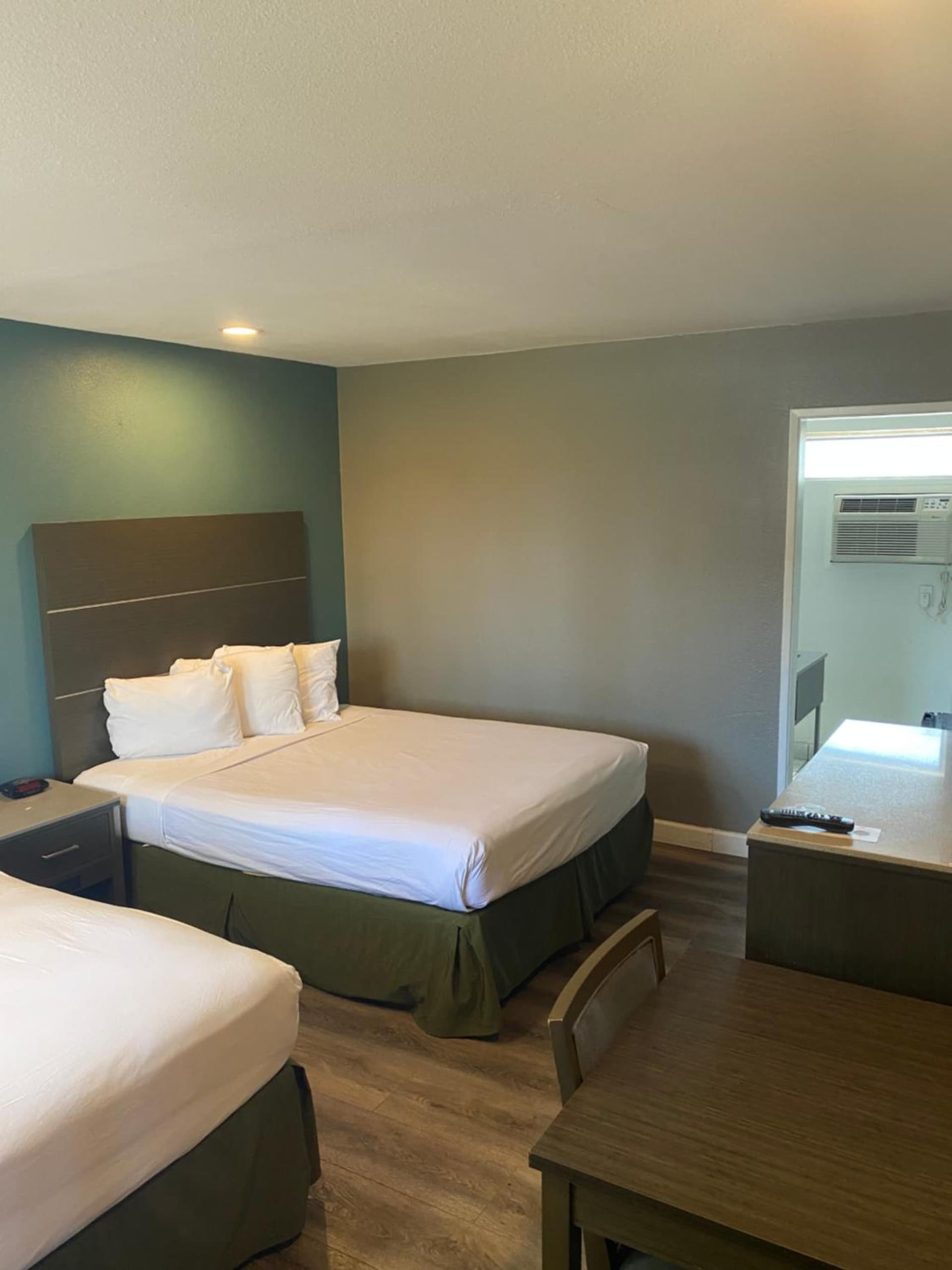 Hotel Palmeras Chula Vista gallery photo in Chula Vista, CA — image 6
