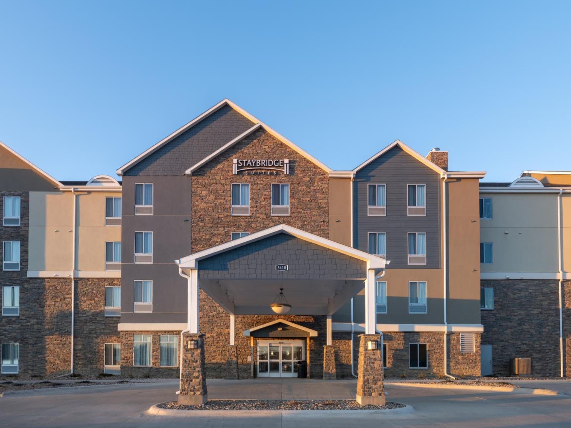 Staybridge Suites - Sioux City Southeast by IHG property views in Sioux City, IA — gallery photo 3