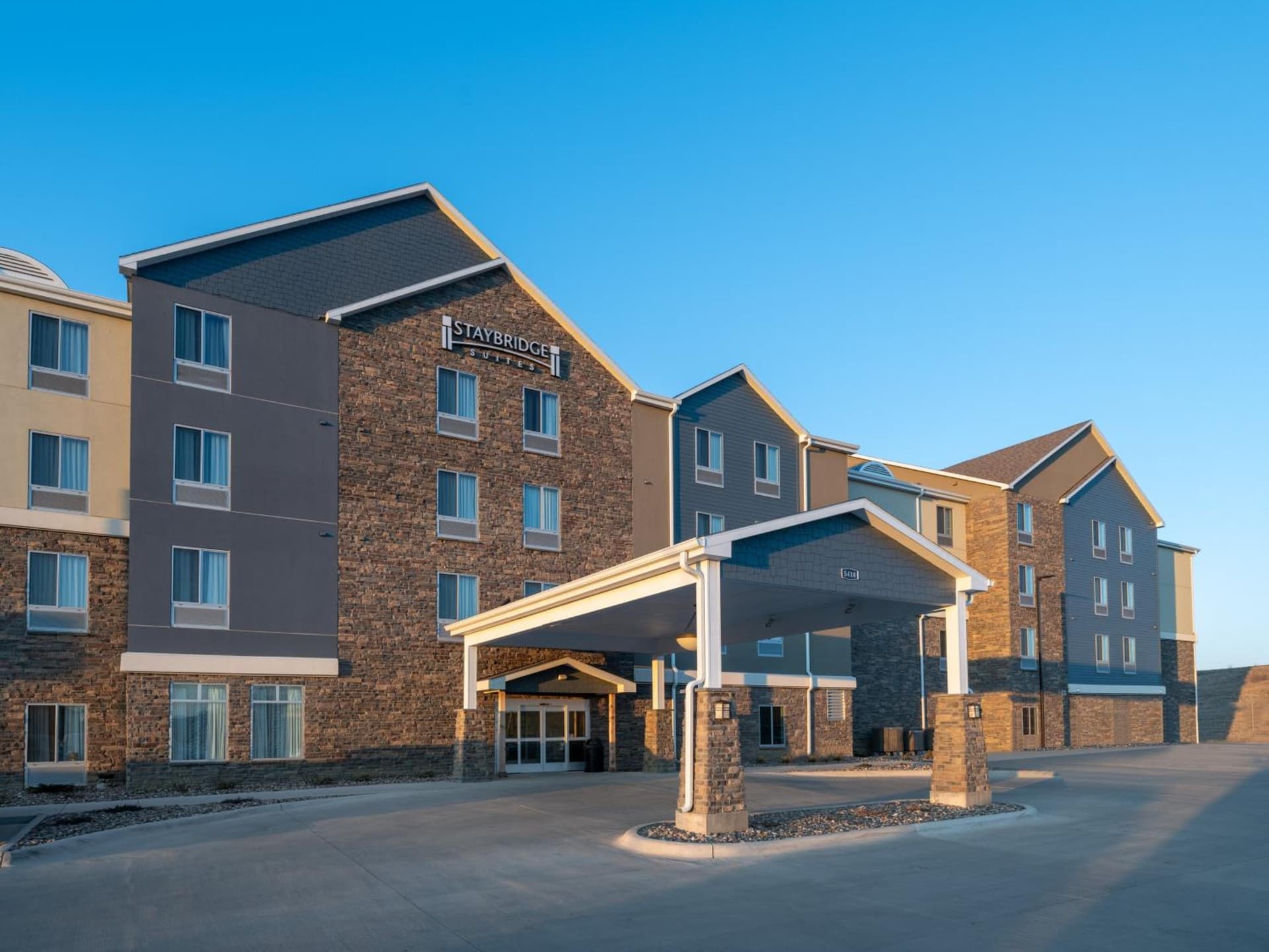 Staybridge Suites - Sioux City Southeast by IHG gallery photo in Sioux City, IA — image 35