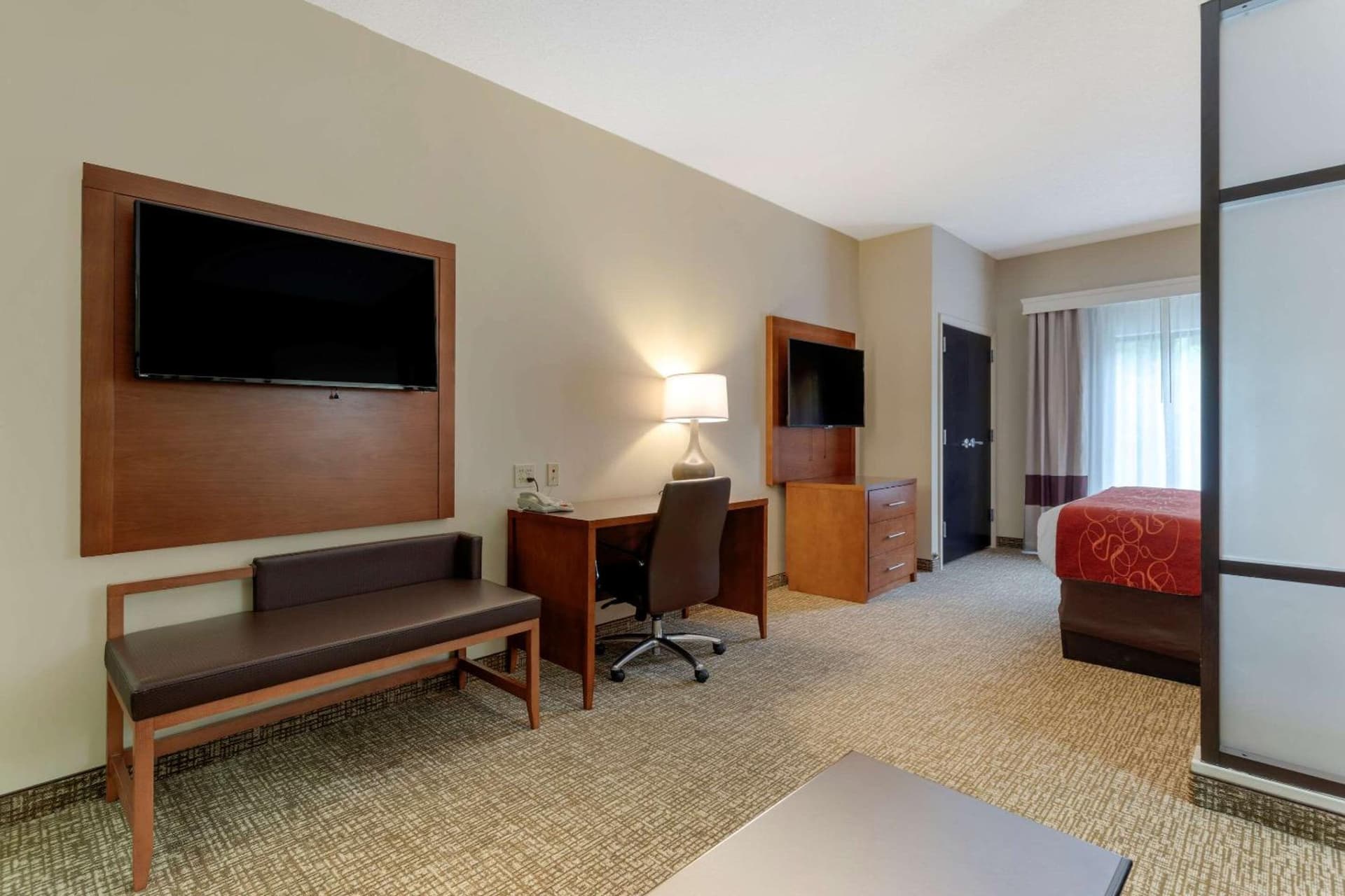 Comfort Suites Kingsport South interior in Kingsport, TN — gallery photo 2