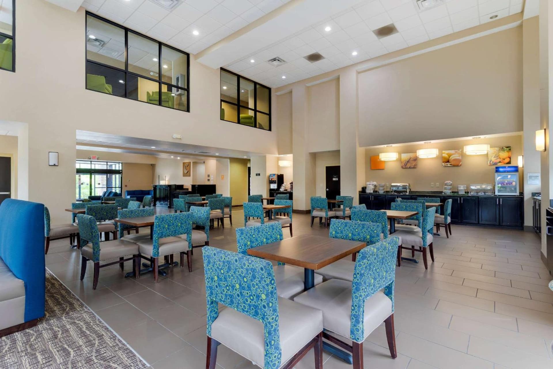 Comfort Suites Kingsport South gallery photo in Kingsport, TN — image 12