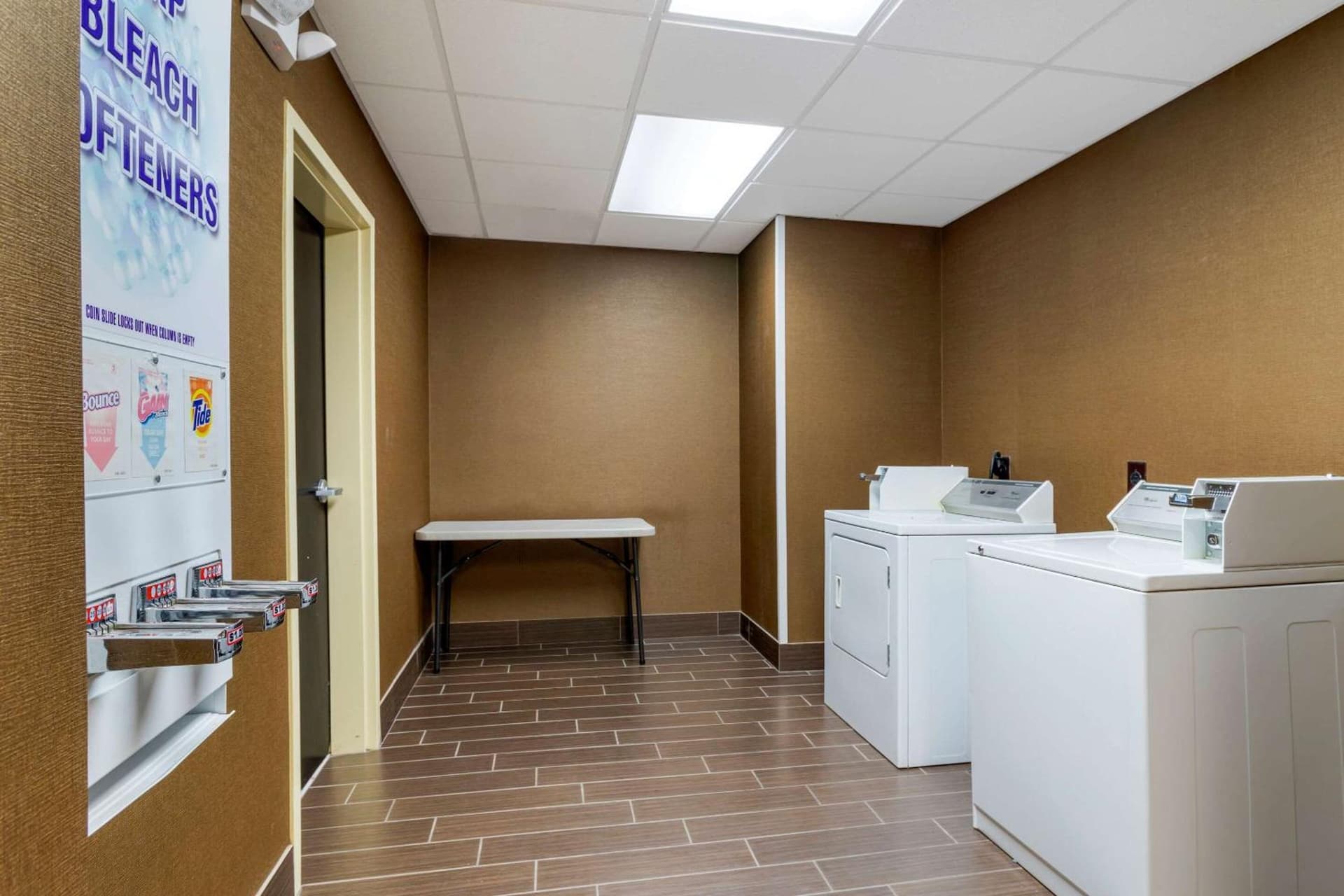 Comfort Suites Kingsport South gallery photo in Kingsport, TN — image 30