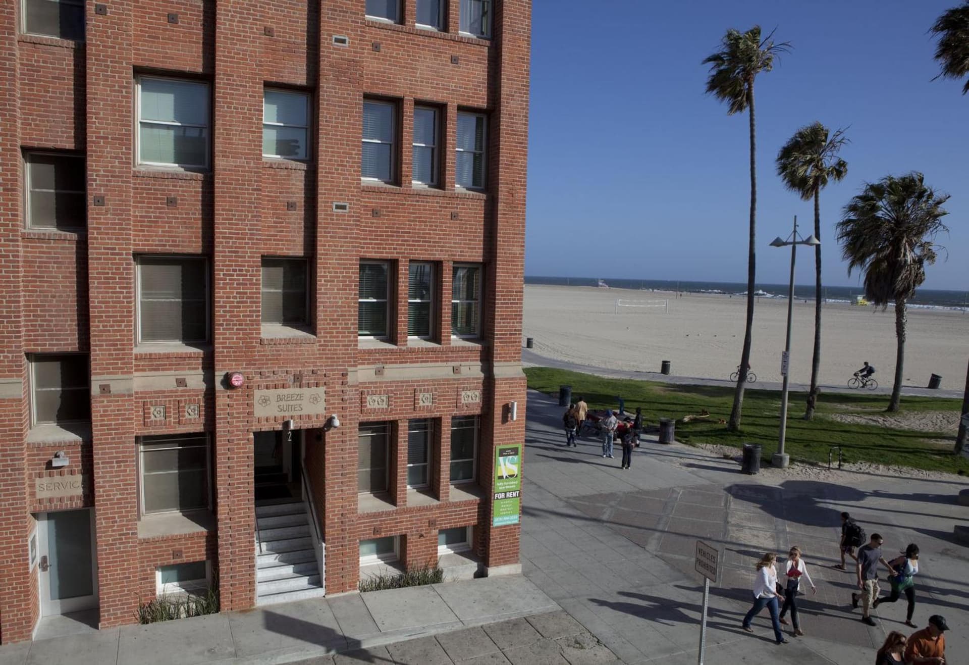 Venice Breeze Suites featured exterior or lobby in Los Angeles, CA — similar hotel
