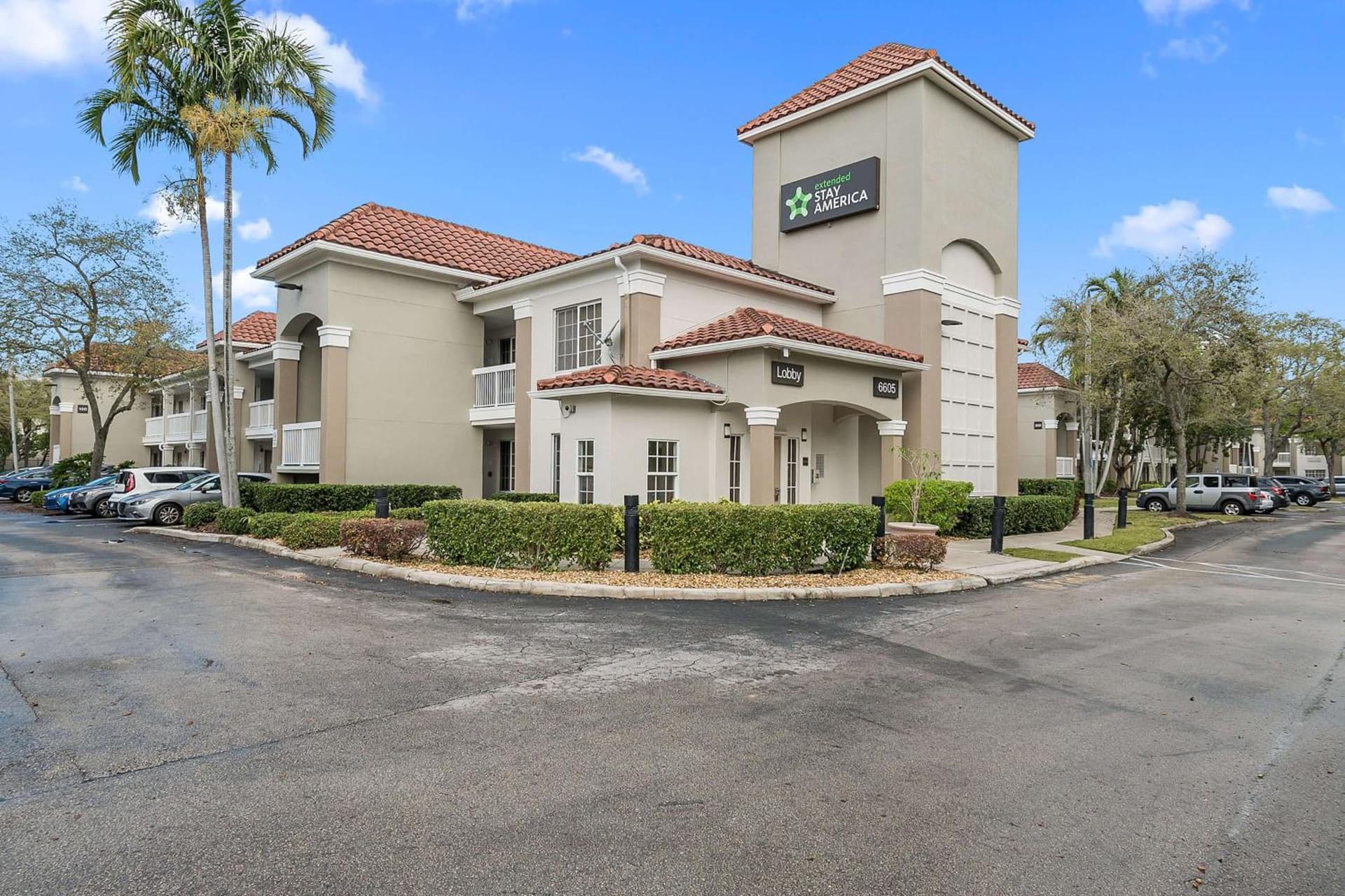 Extended Stay America Suites - Miami - Airport - Blue Lagoon featured exterior or lobby in Miami, FL — similar hotel