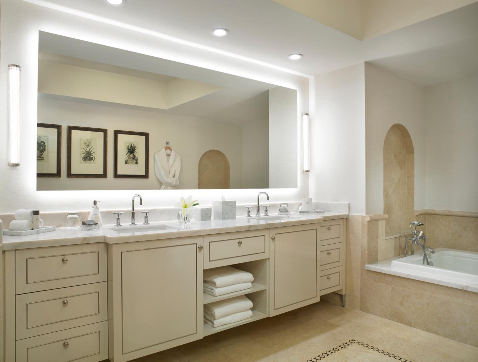 Acqualina Resort and Residences gallery photo in Miami Beach, FL — image 12