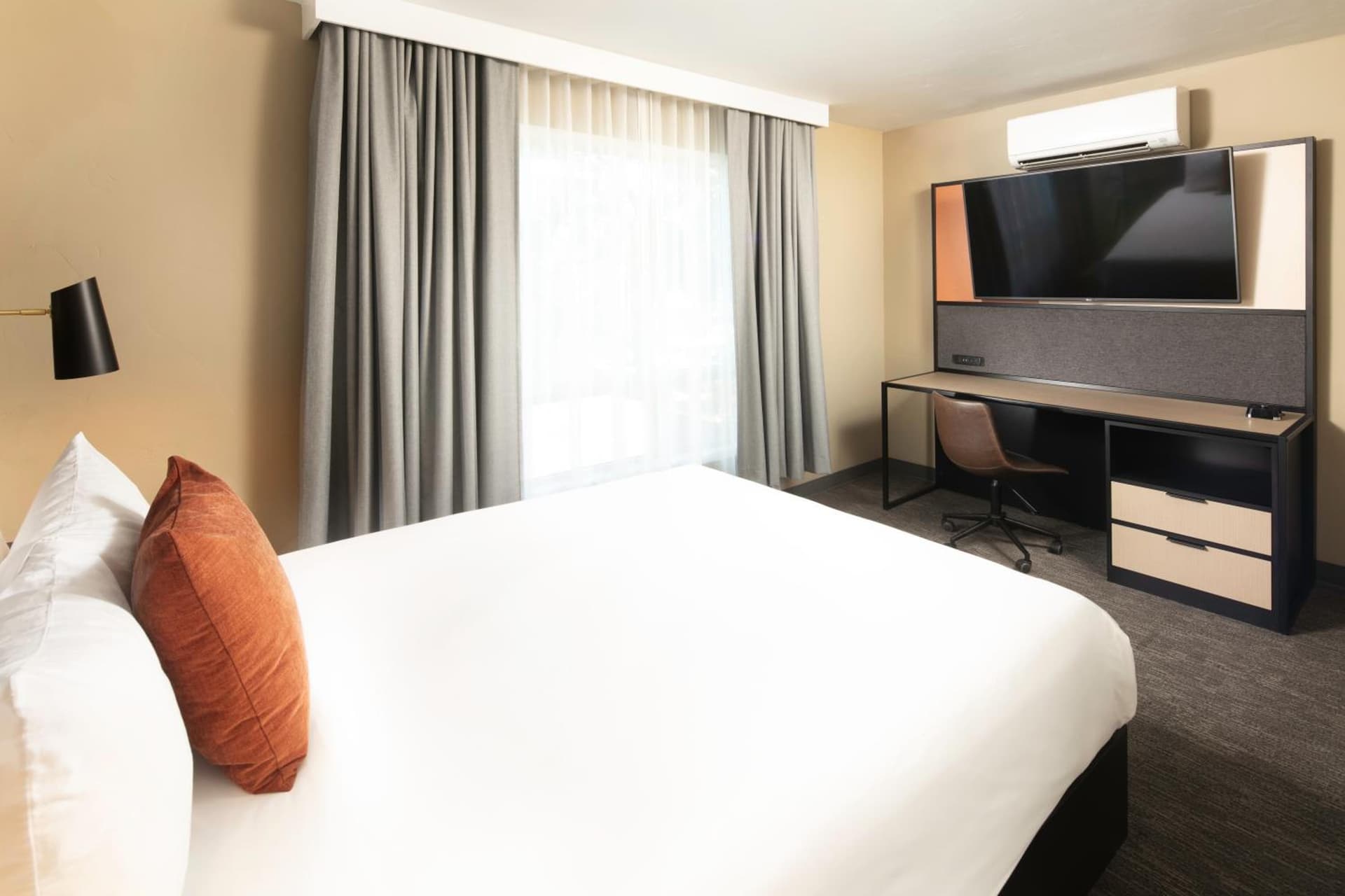 Waypoint Hotel gallery photo in Bend, OR — image 48