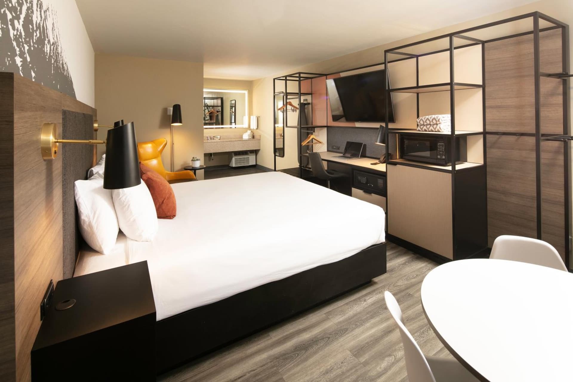 Waypoint Hotel gallery photo in Bend, OR — image 7
