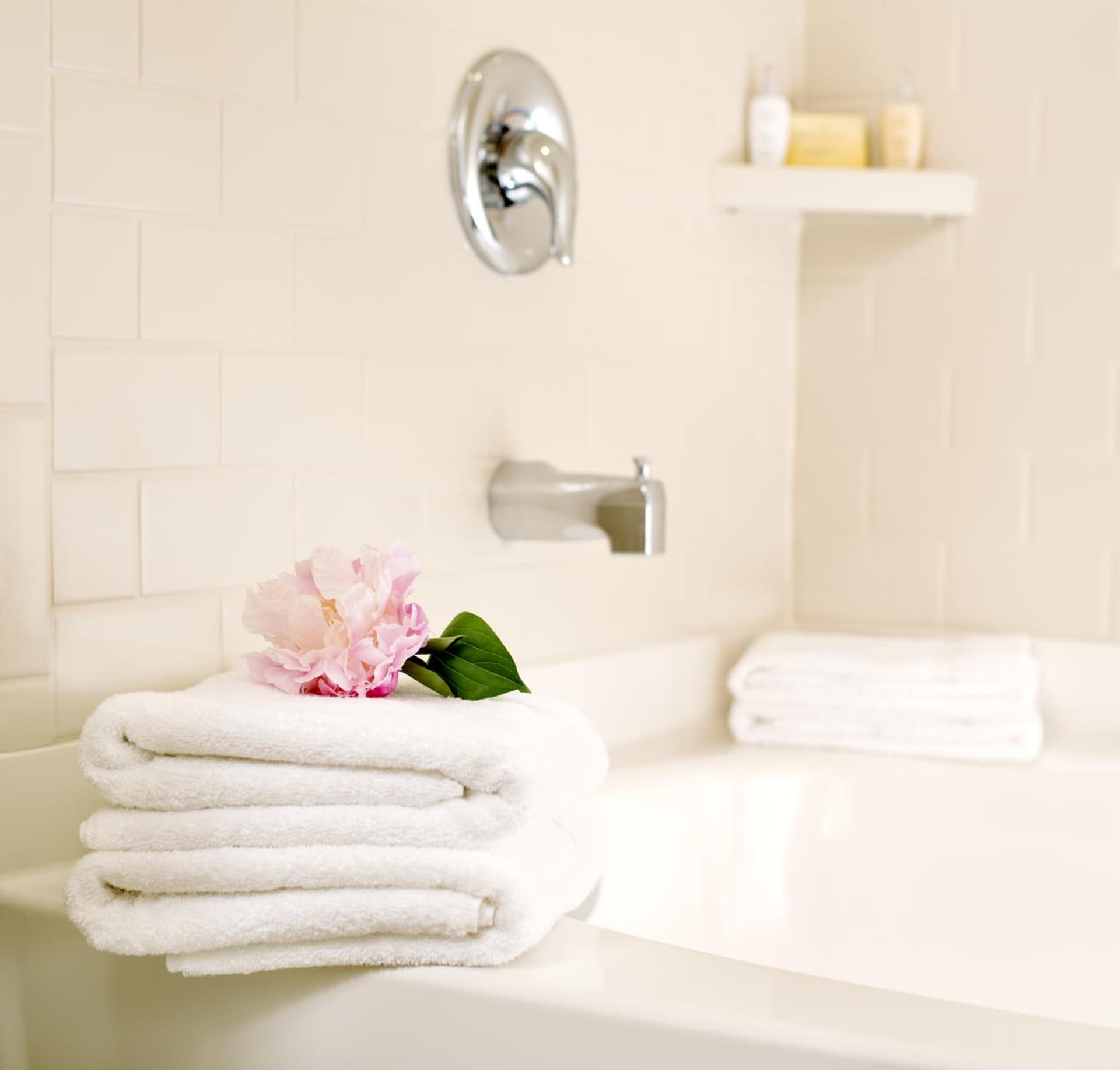 Ayres Hotel Seal Beach - Cypress gallery photo in Seal Beach, CA — image 9