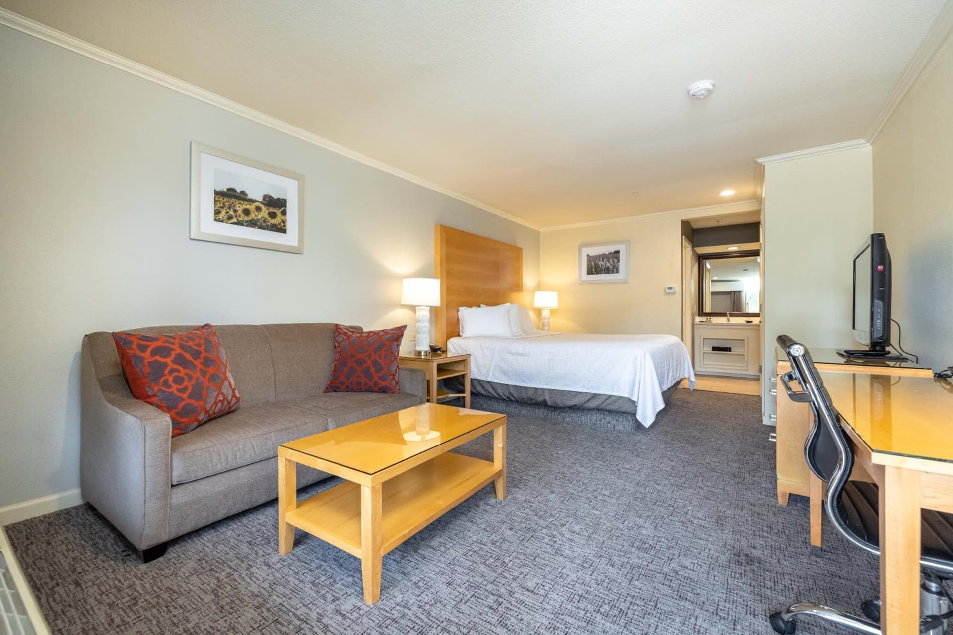 Best Western Plus Dixon Davis gallery photo in Dixon, CA — image 22