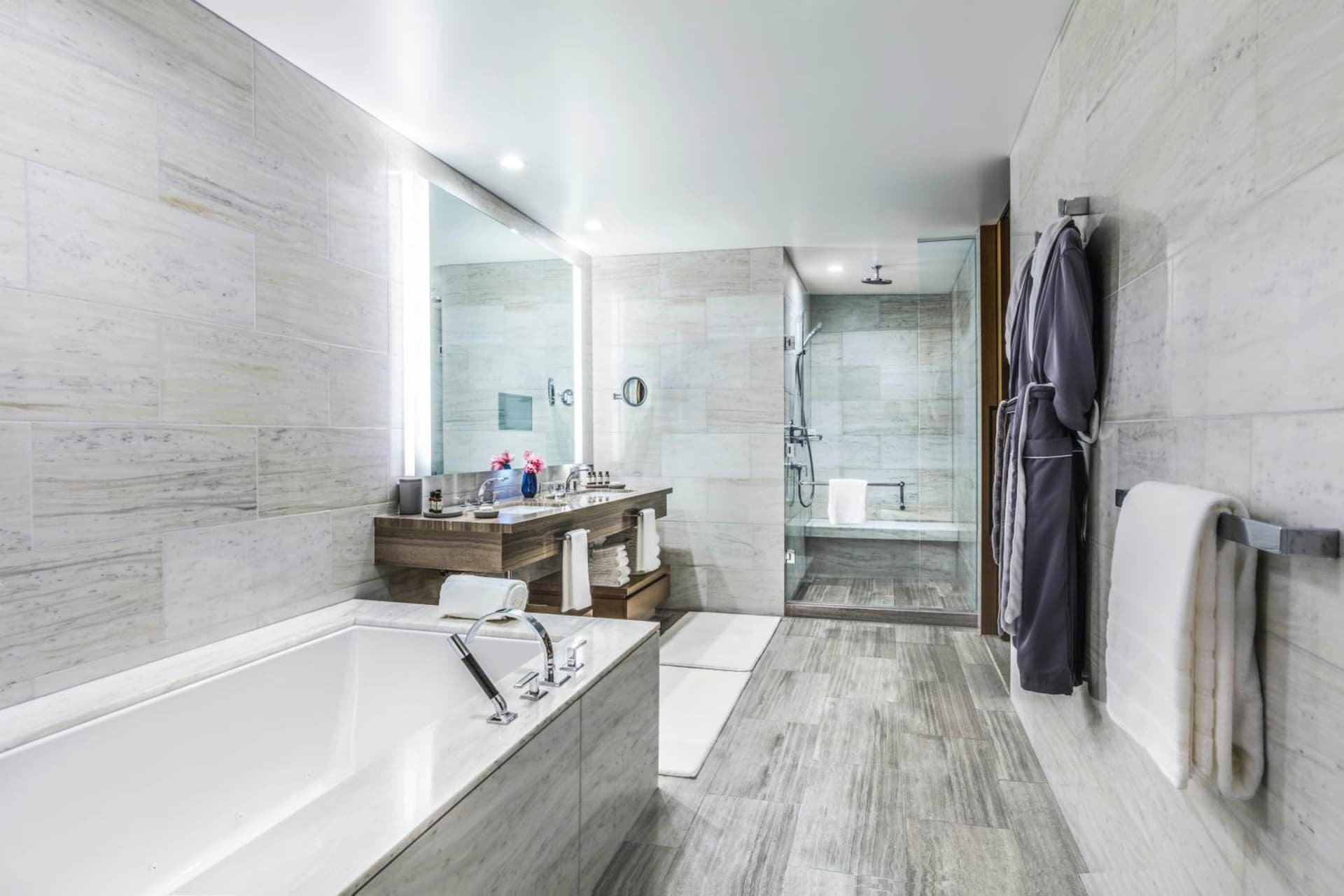 InterContinental - Los Angeles Downtown by IHG gallery photo in Los Angeles, CA — image 40